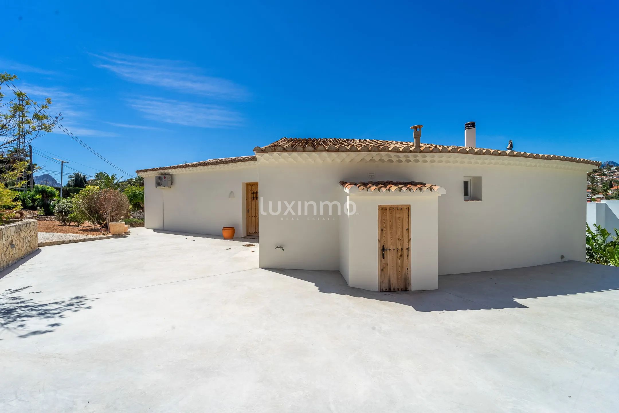 Modern Ibiza style detached house with stunning views in Calpe — photo 26