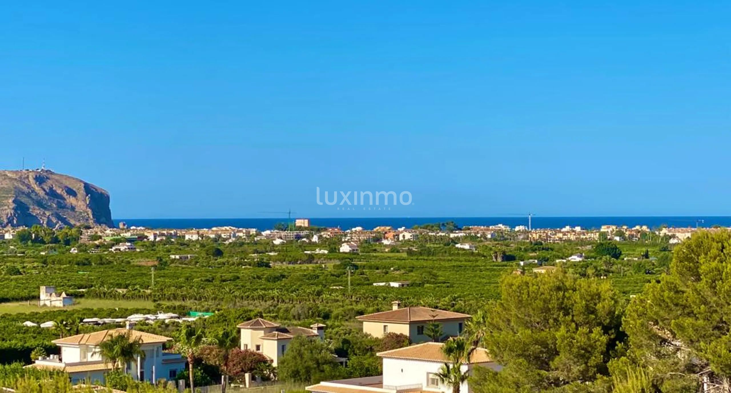 Plot in privileged area with mountain and sea views — photo 3