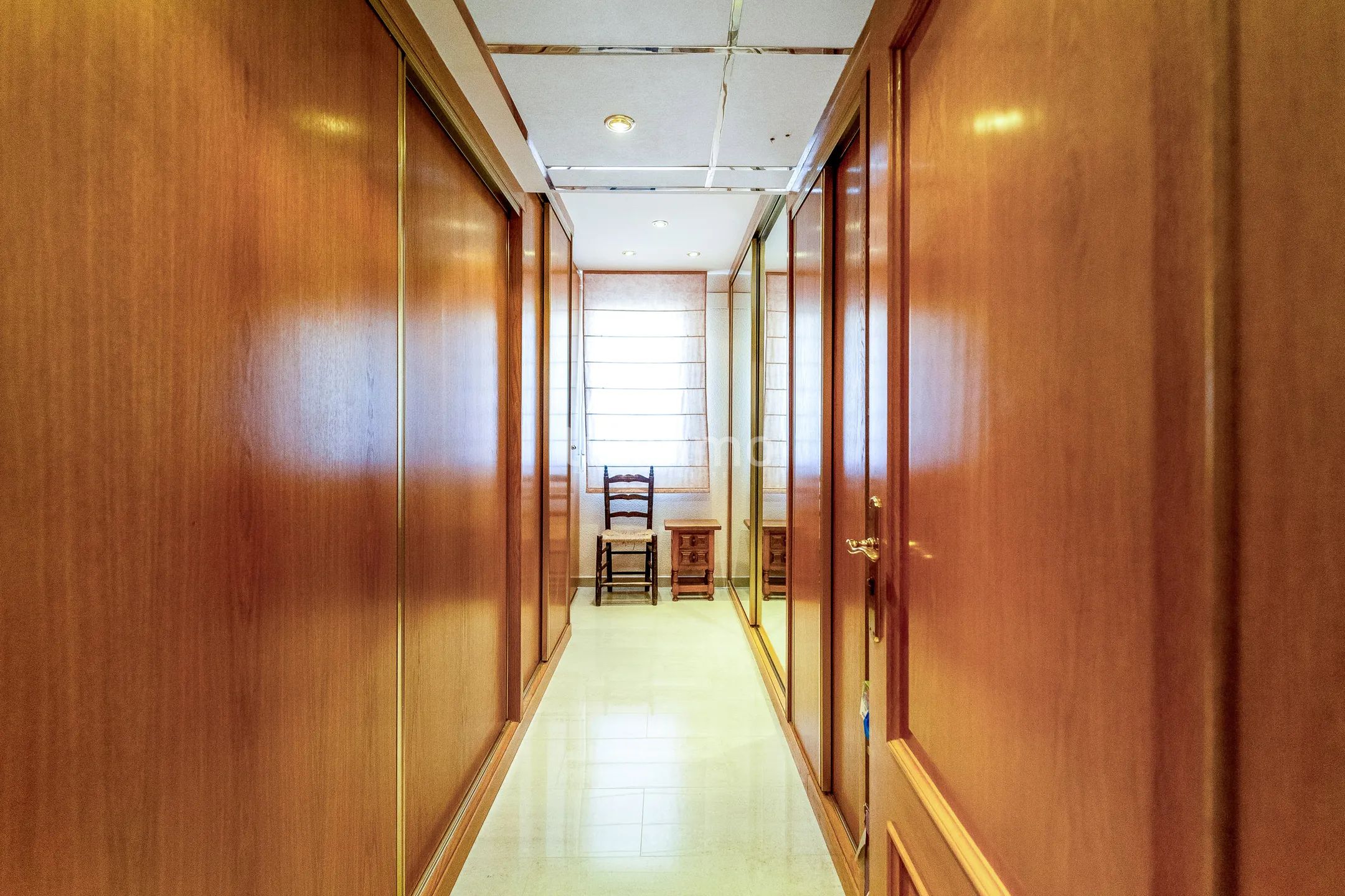 Maison de style colonial avec beaucoup d'intimité à Campello — photo 23