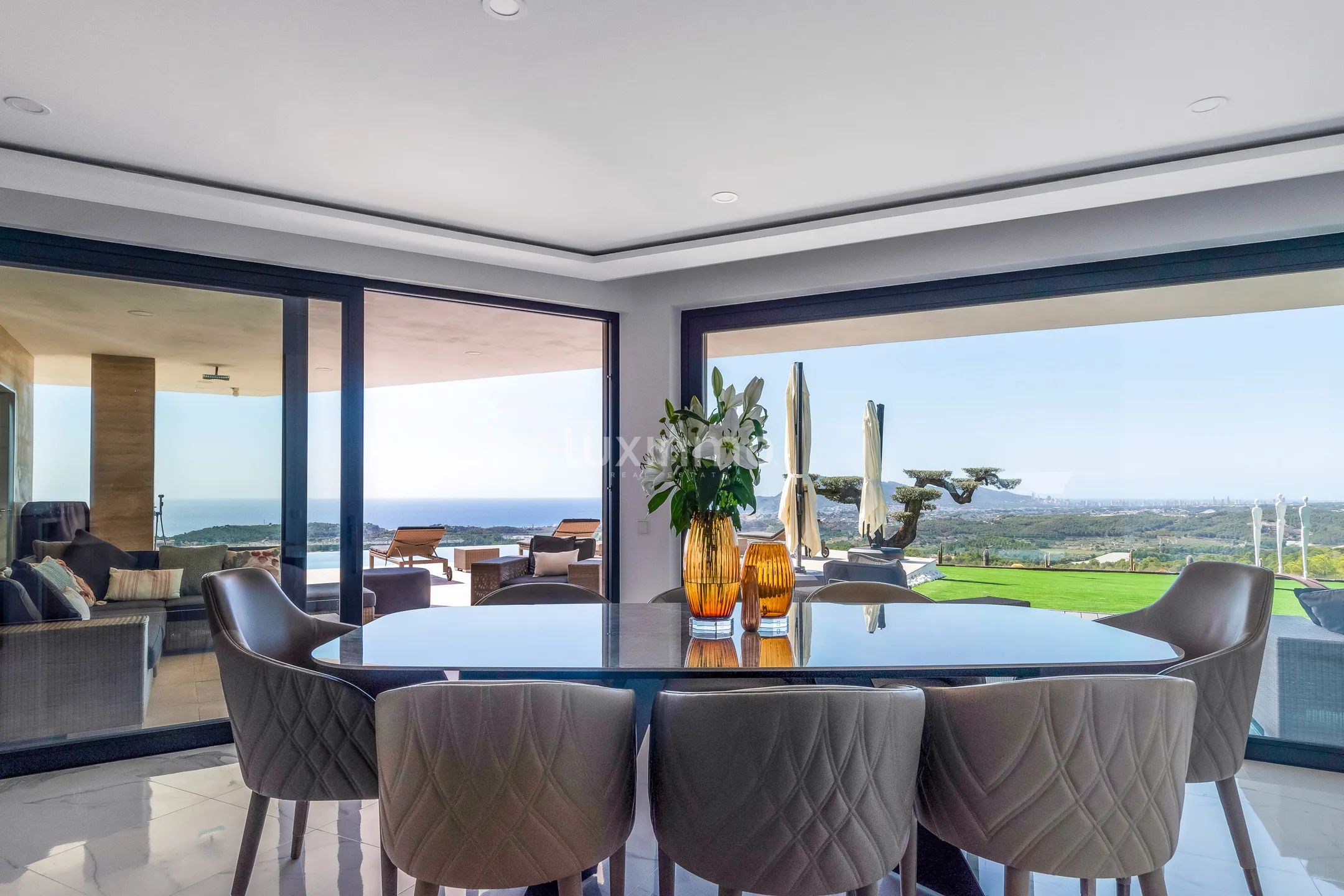 Lujoso chalet moderno con impresionantes vistas en Altea la Vella — photo 17