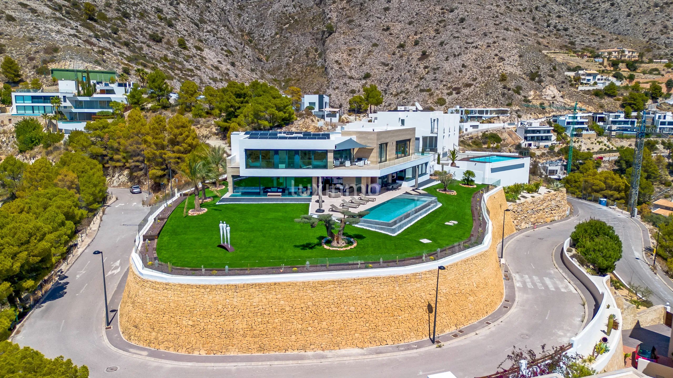 Lujoso chalet moderno con impresionantes vistas en Altea la Vella — photo 3