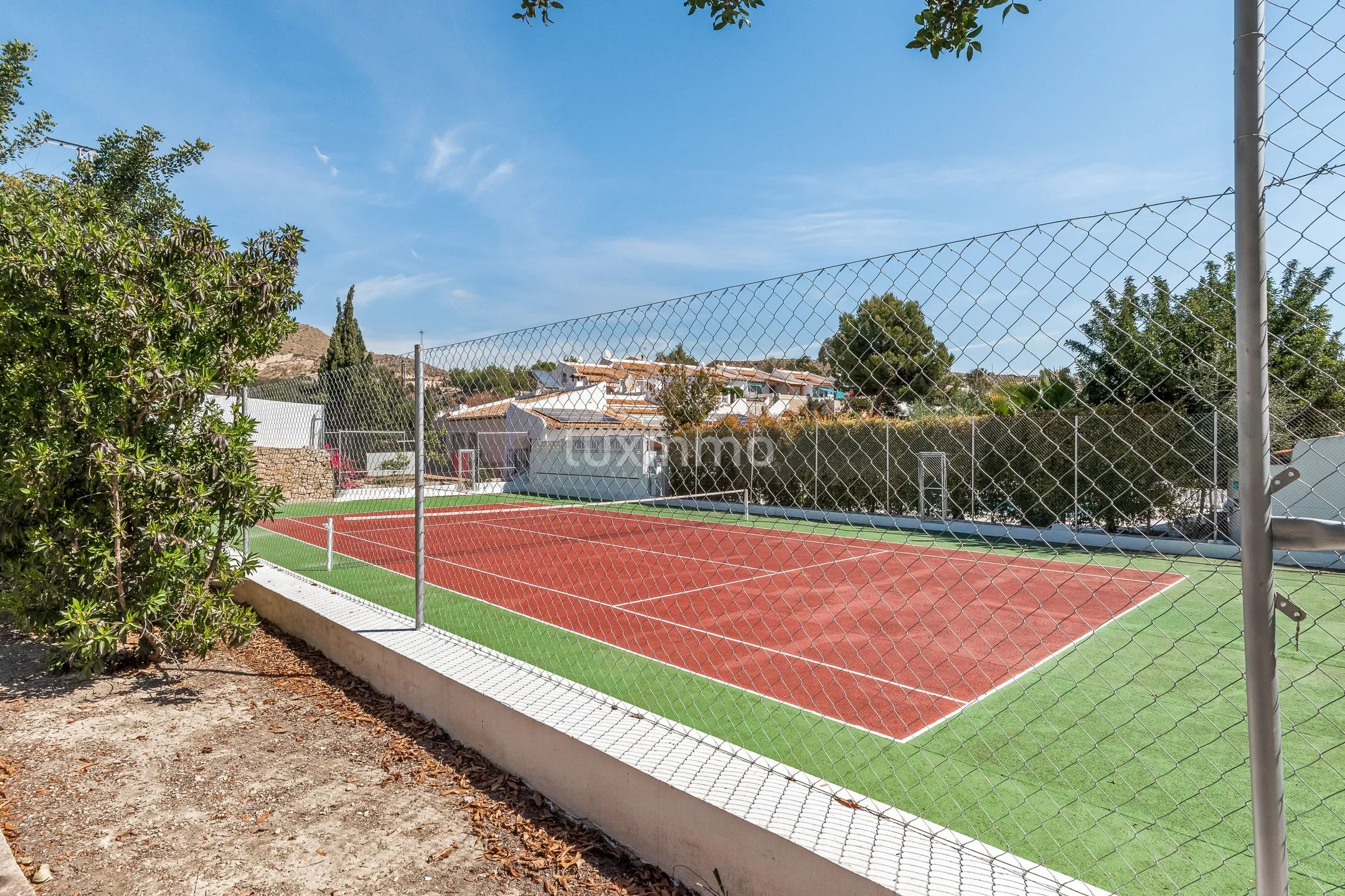 Oszałamiająca śródziemnomorska willa z kortem tenisowym w Pueblo Acantilado — photo 29