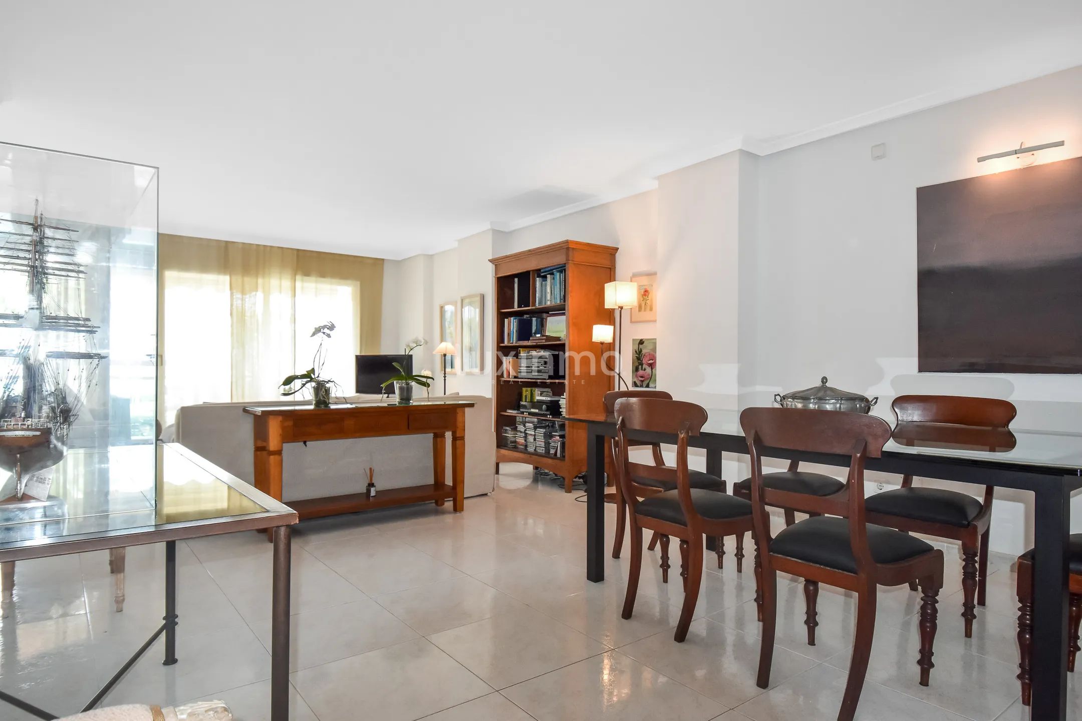 Stunning 4-Bedroom Mediterranean Flat with Sea Views in Marina Botafoc, Ibiza — photo 6