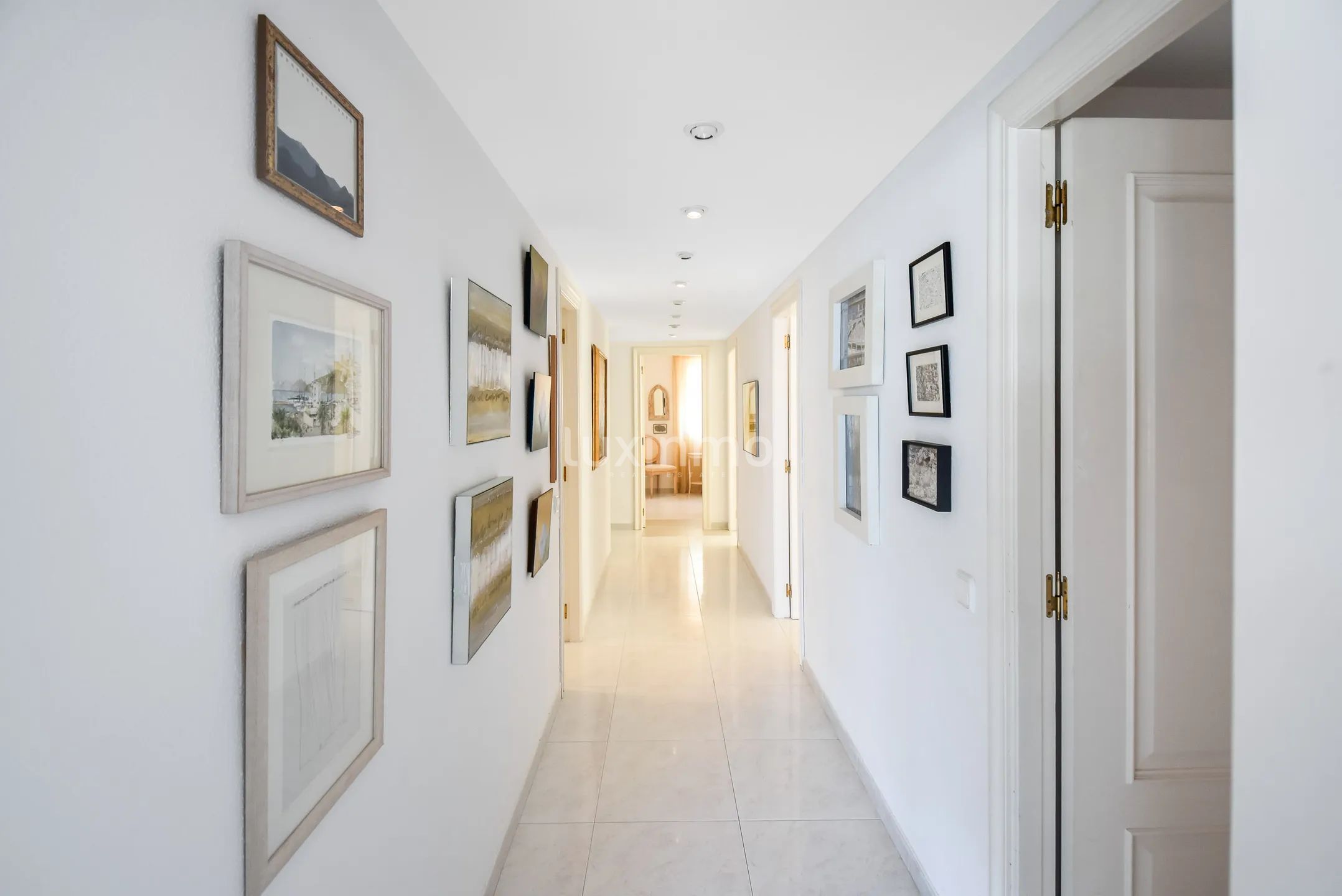 Stunning 4-Bedroom Mediterranean Flat with Sea Views in Marina Botafoc, Ibiza — photo 22