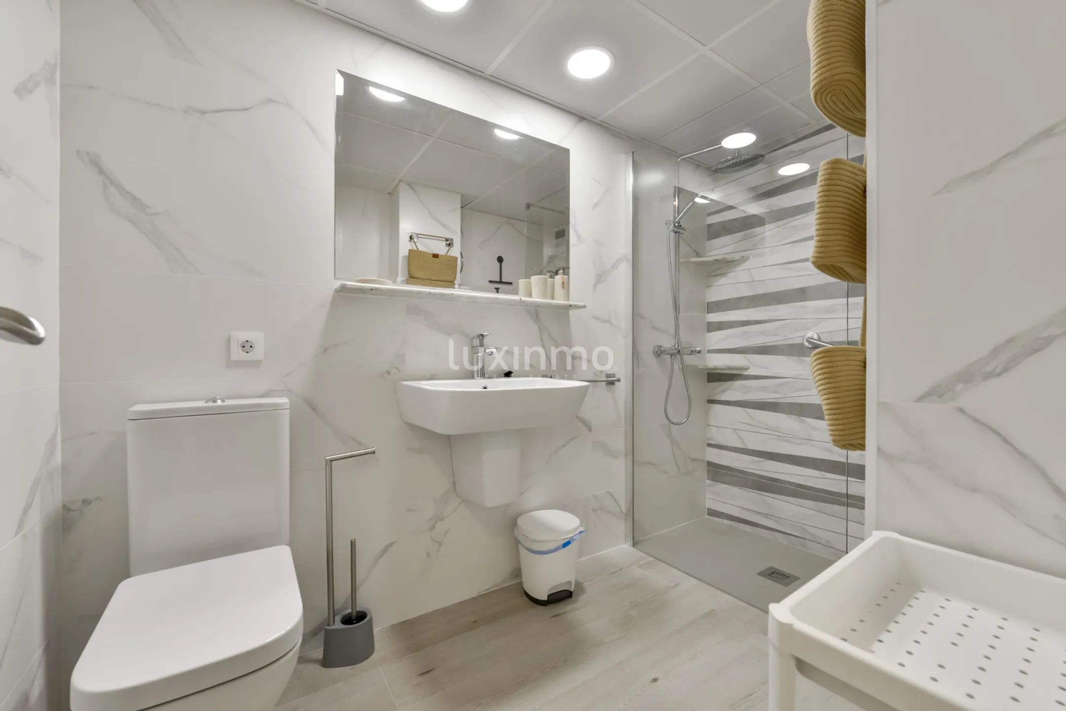 Stunning 3-bedroom apartment with sea views in Calpe — photo 11