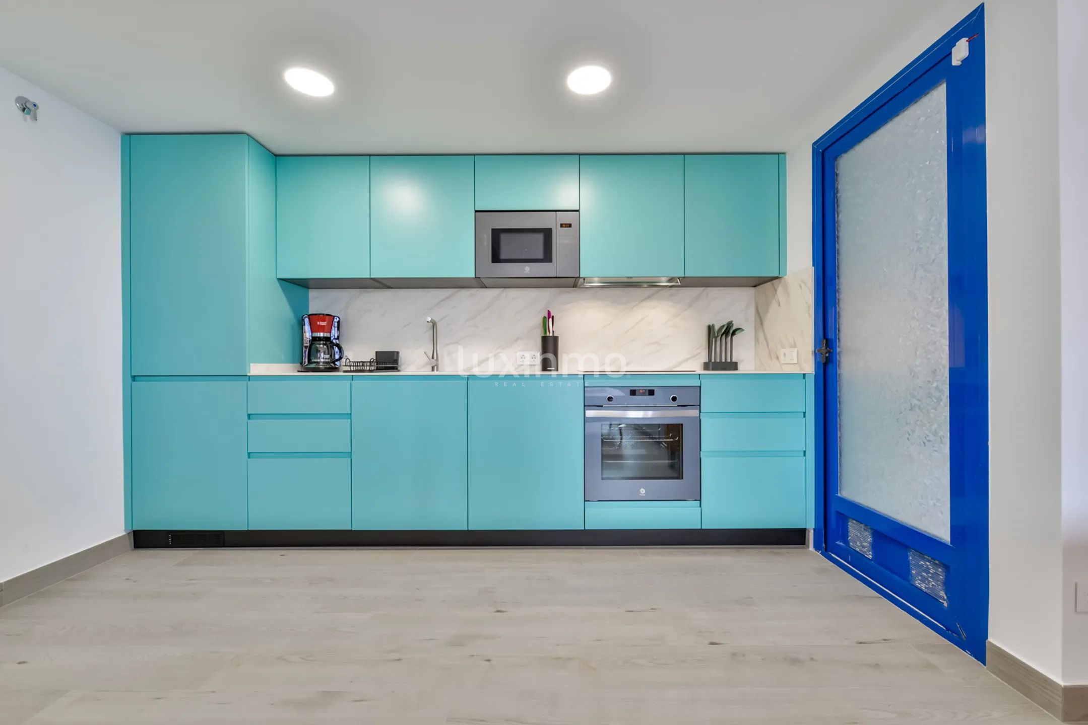 Stunning 3-bedroom apartment with sea views in Calpe — photo 14