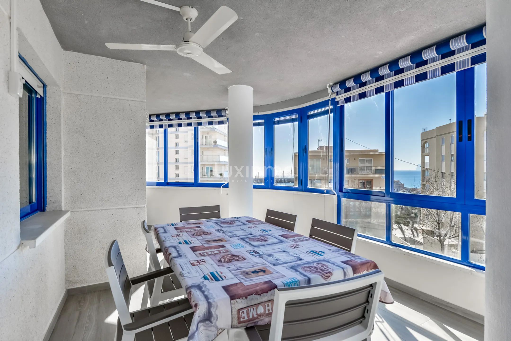 Encantador apartamento de 3 dormitorios con vistas al mar en Calpe — photo 24