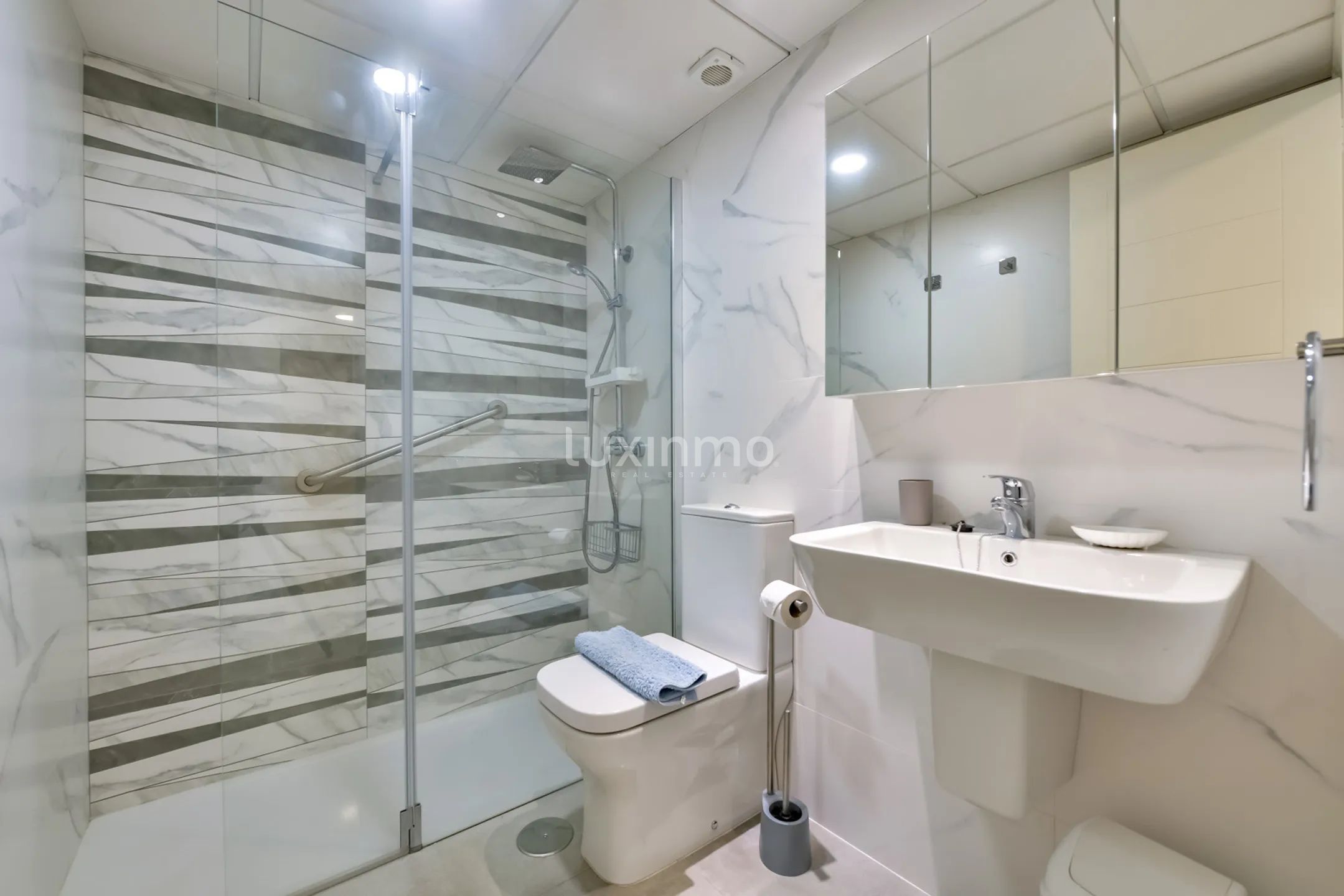 Encantador apartamento de 3 dormitorios con vistas al mar en Calpe — photo 6
