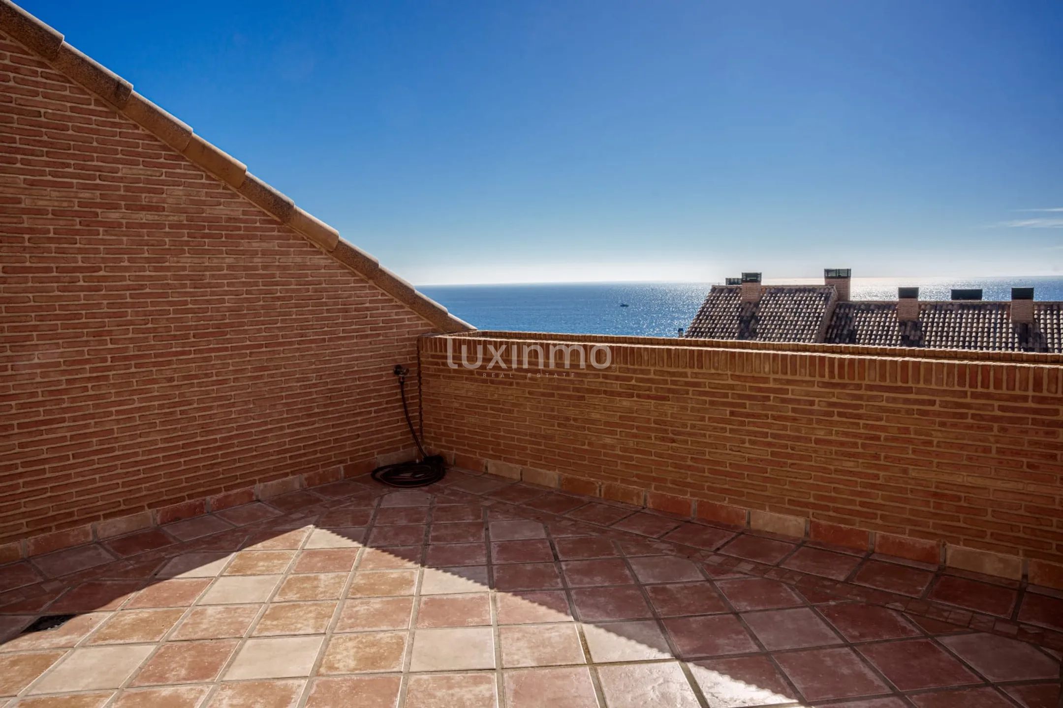 Stunning 8-Bedroom Mediterranean Townhouse in Cabo de las Huertas, Alicante — photo 20