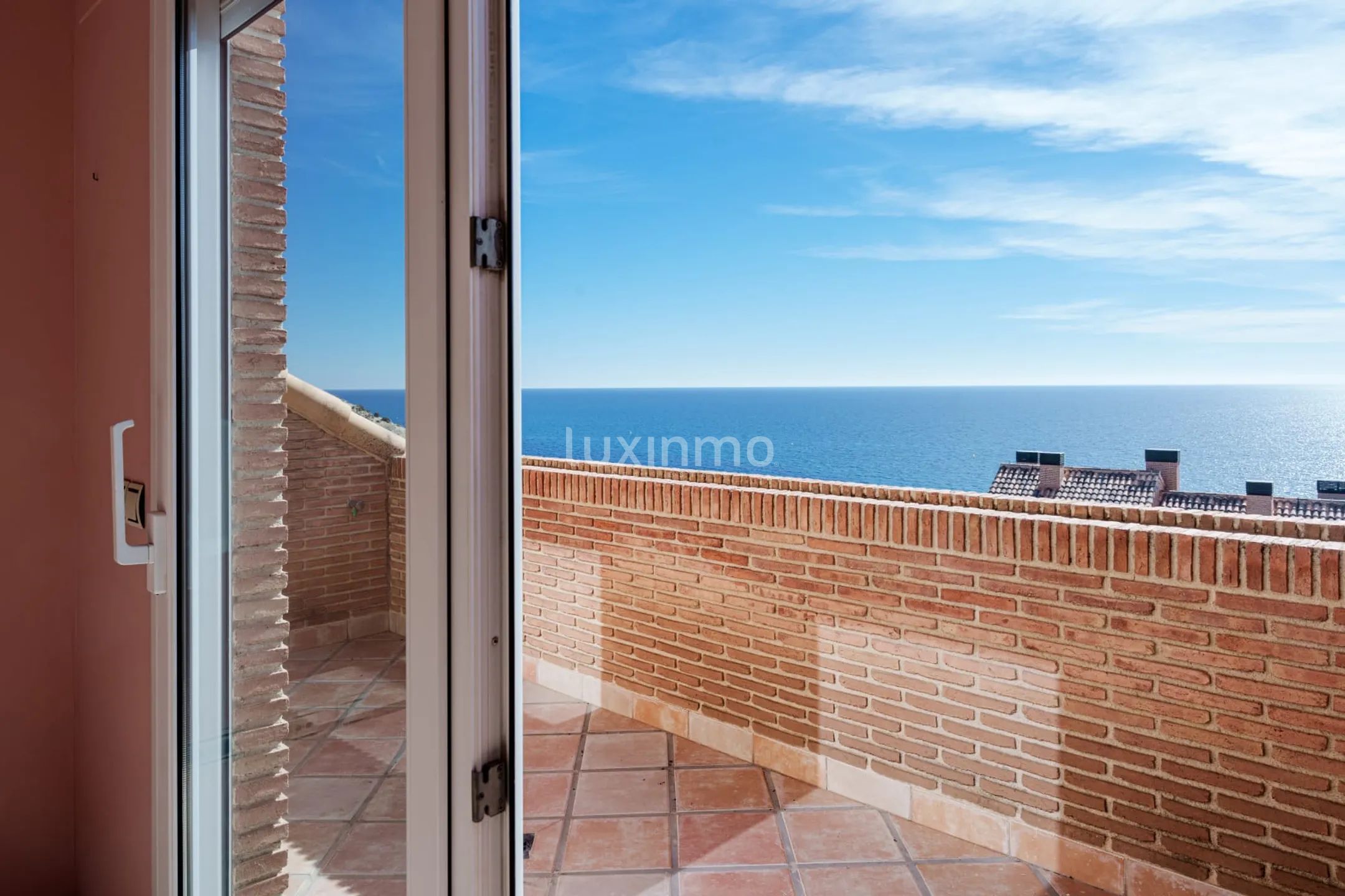 Stunning 8-Bedroom Mediterranean Townhouse in Cabo de las Huertas, Alicante — photo 10