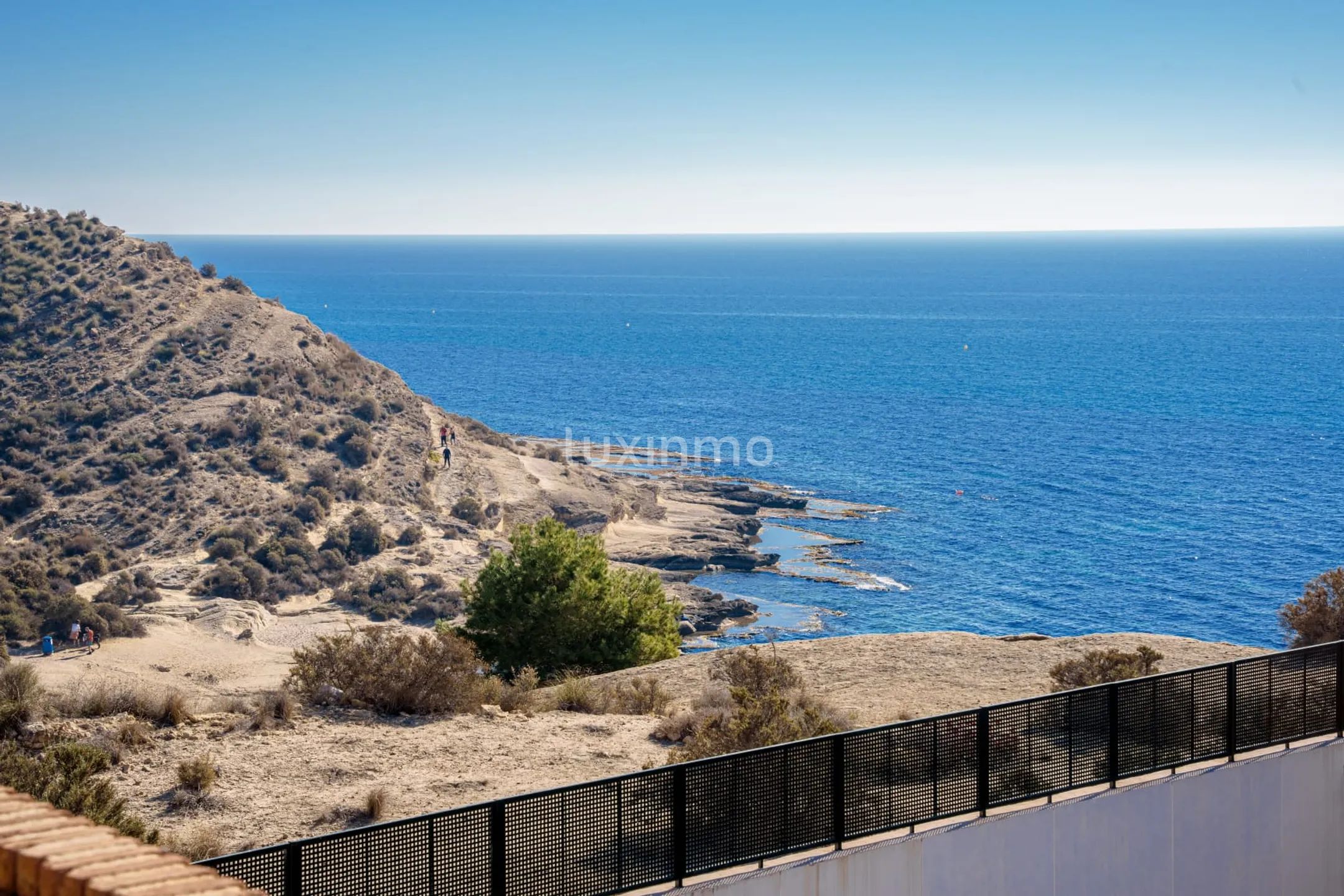 Stunning 8-Bedroom Mediterranean Townhouse in Cabo de las Huertas, Alicante — photo 24