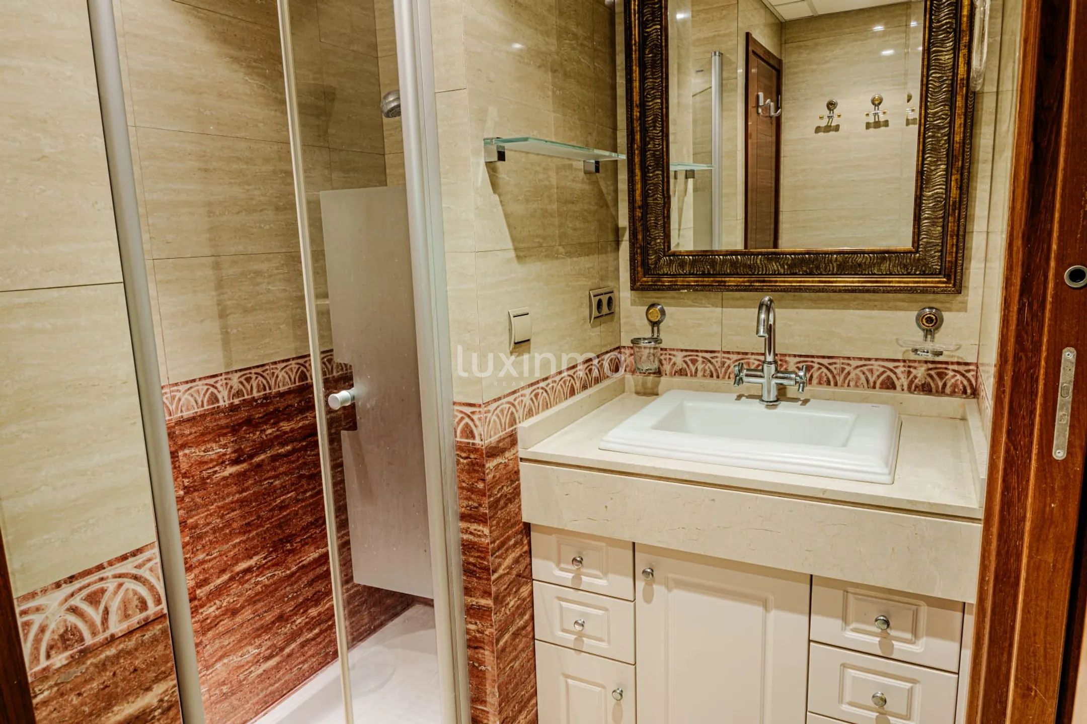 Stunning 8-Bedroom Mediterranean Townhouse in Cabo de las Huertas, Alicante — photo 19