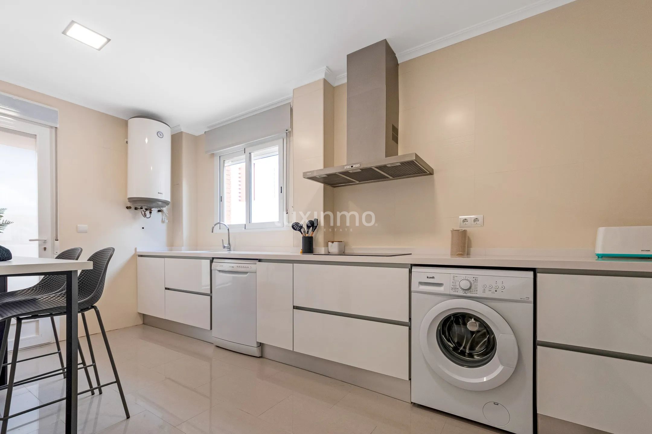 Un chalet de 4 dormitorios en Rincón de Loix — photo 5