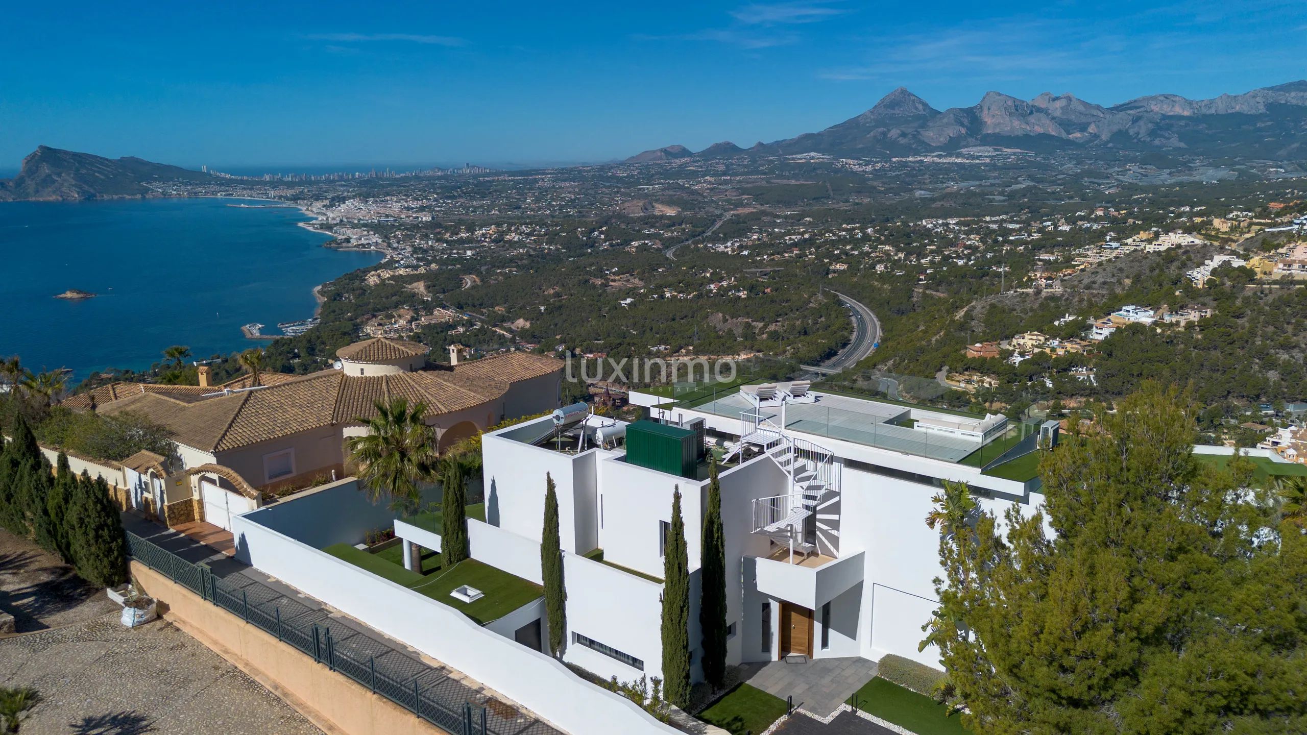 Spektakulær villa med havutsikt til salgs i Altea Hills — photo 36