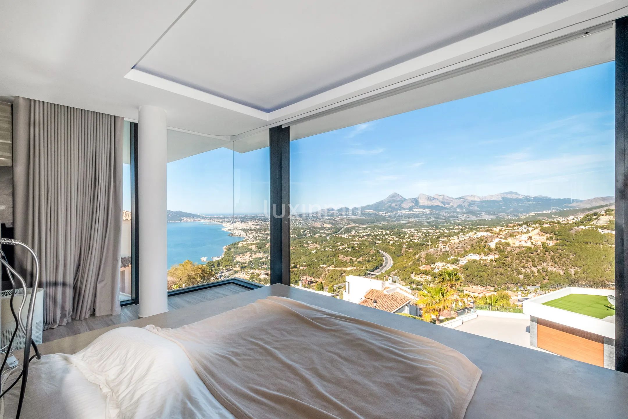 Spektakulær villa med havutsikt til salgs i Altea Hills — photo 21