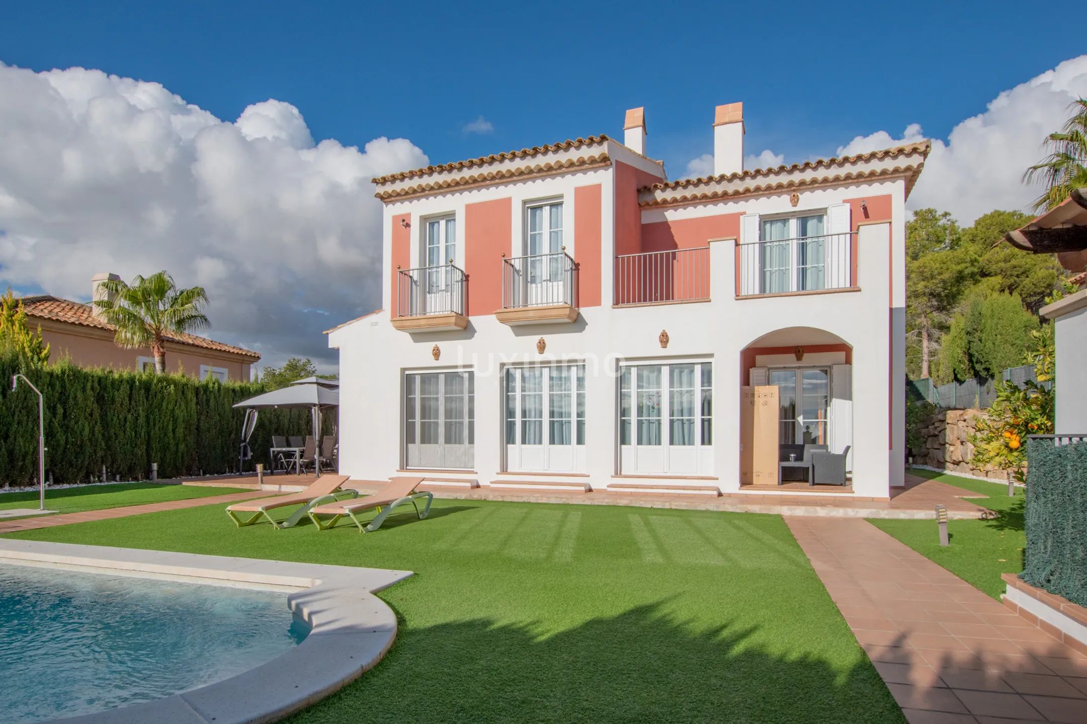Villa for sale in Sierra Cortina — photo 2