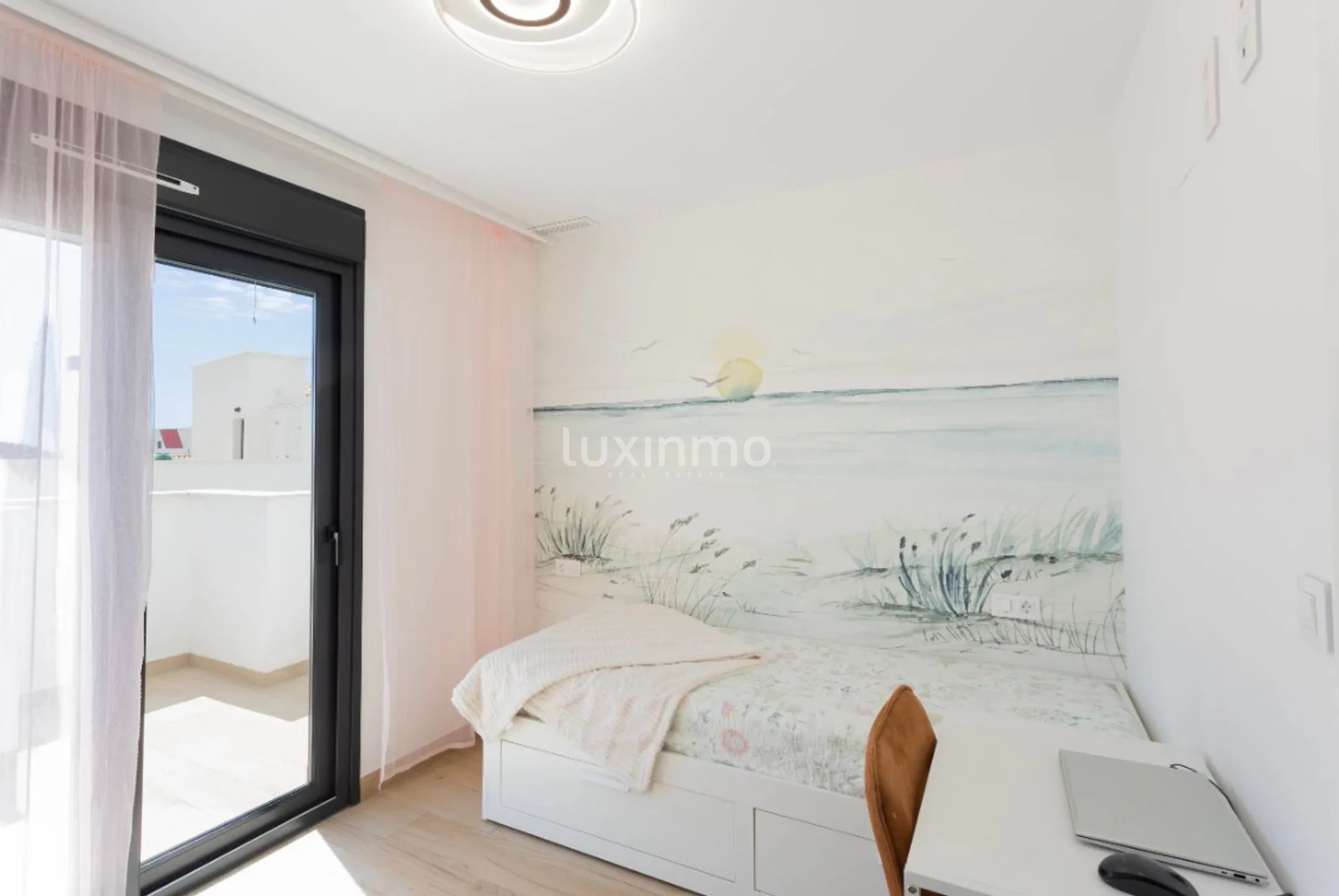 Chalet pareado moderno con impresionantes vistas en Sierra Cortina — photo 12