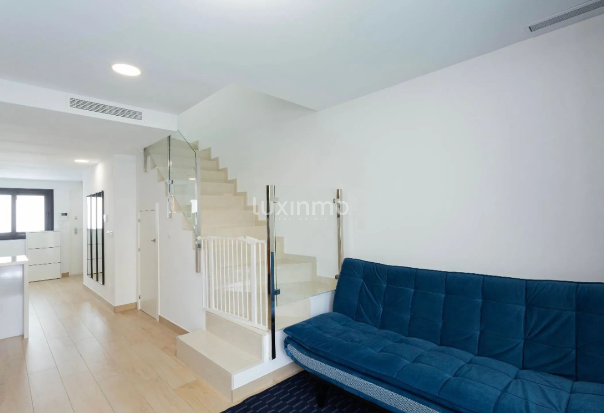 Современный смежный дом с потрясающим видом в Сьерра-Кортина — photo 9