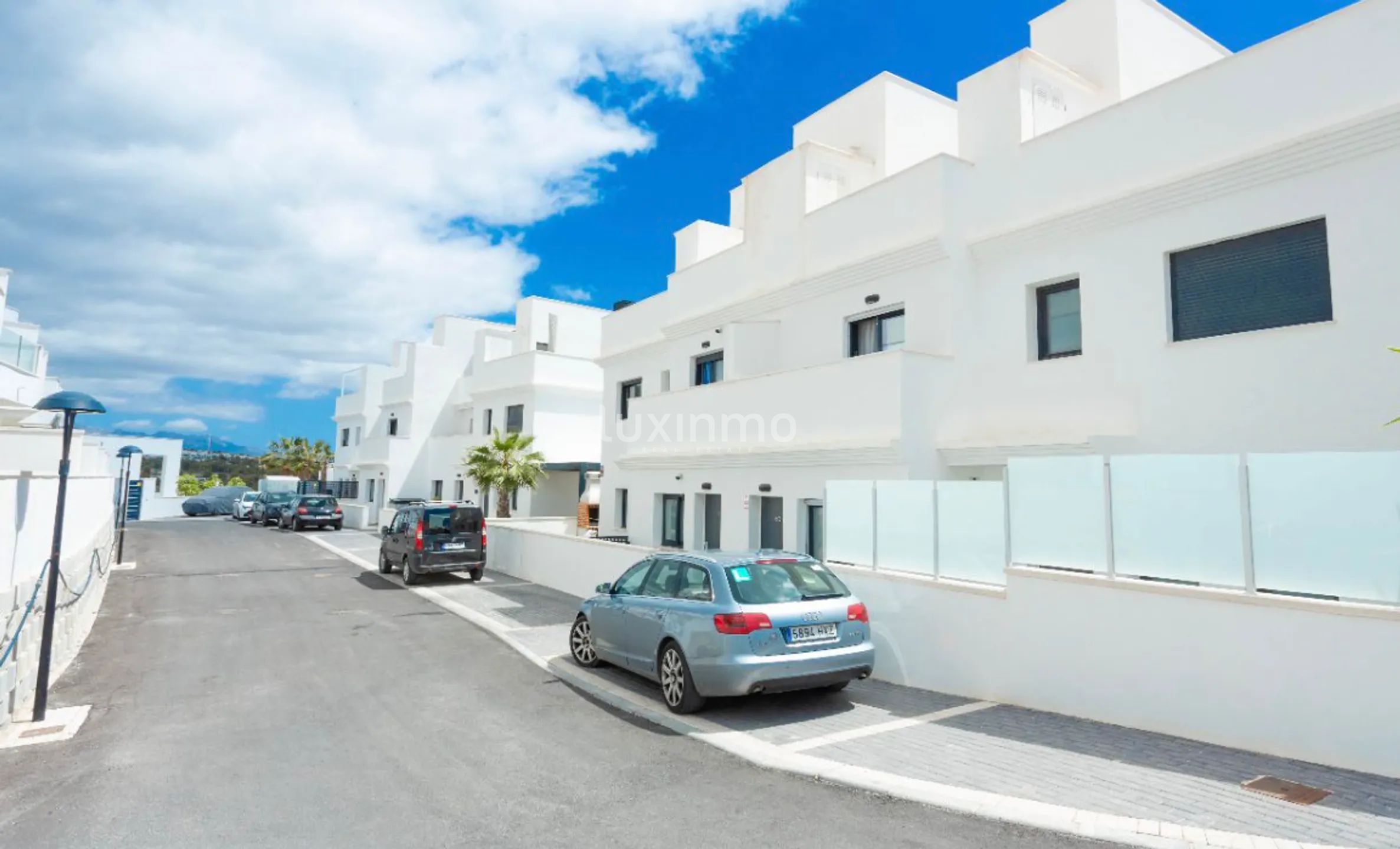 Современный смежный дом с потрясающим видом в Сьерра-Кортина — photo 21