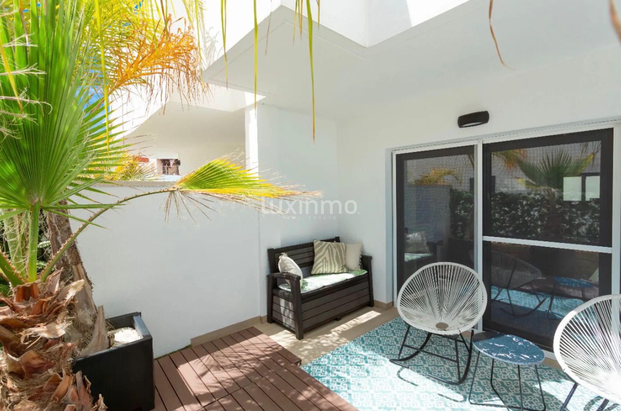 Chalet pareado moderno con impresionantes vistas en Sierra Cortina — photo 1