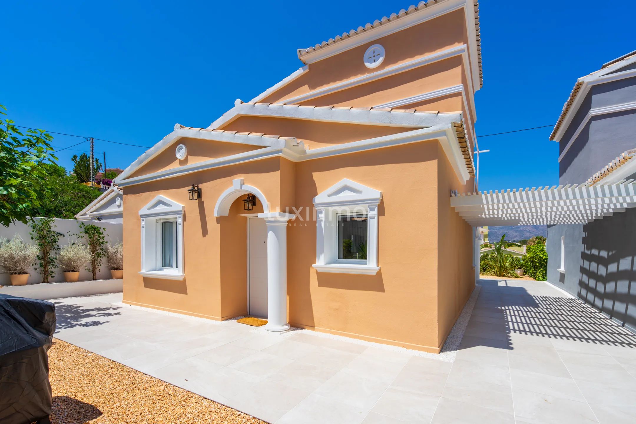 Uroczy dom w Calpe z własnym ogrodem — photo 14