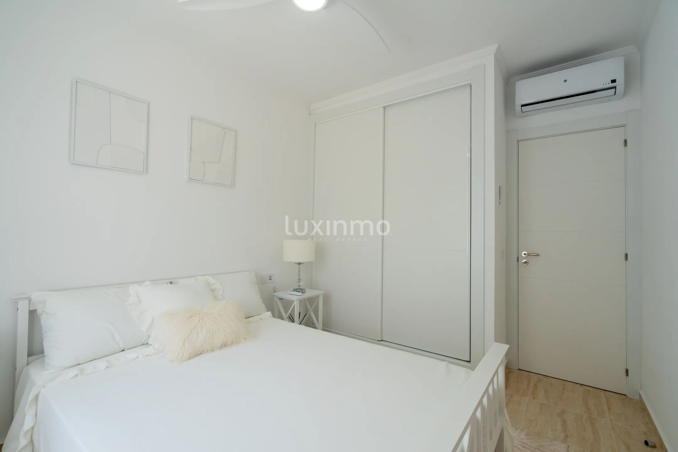 Uroczy dom w Calpe z własnym ogrodem — photo 42