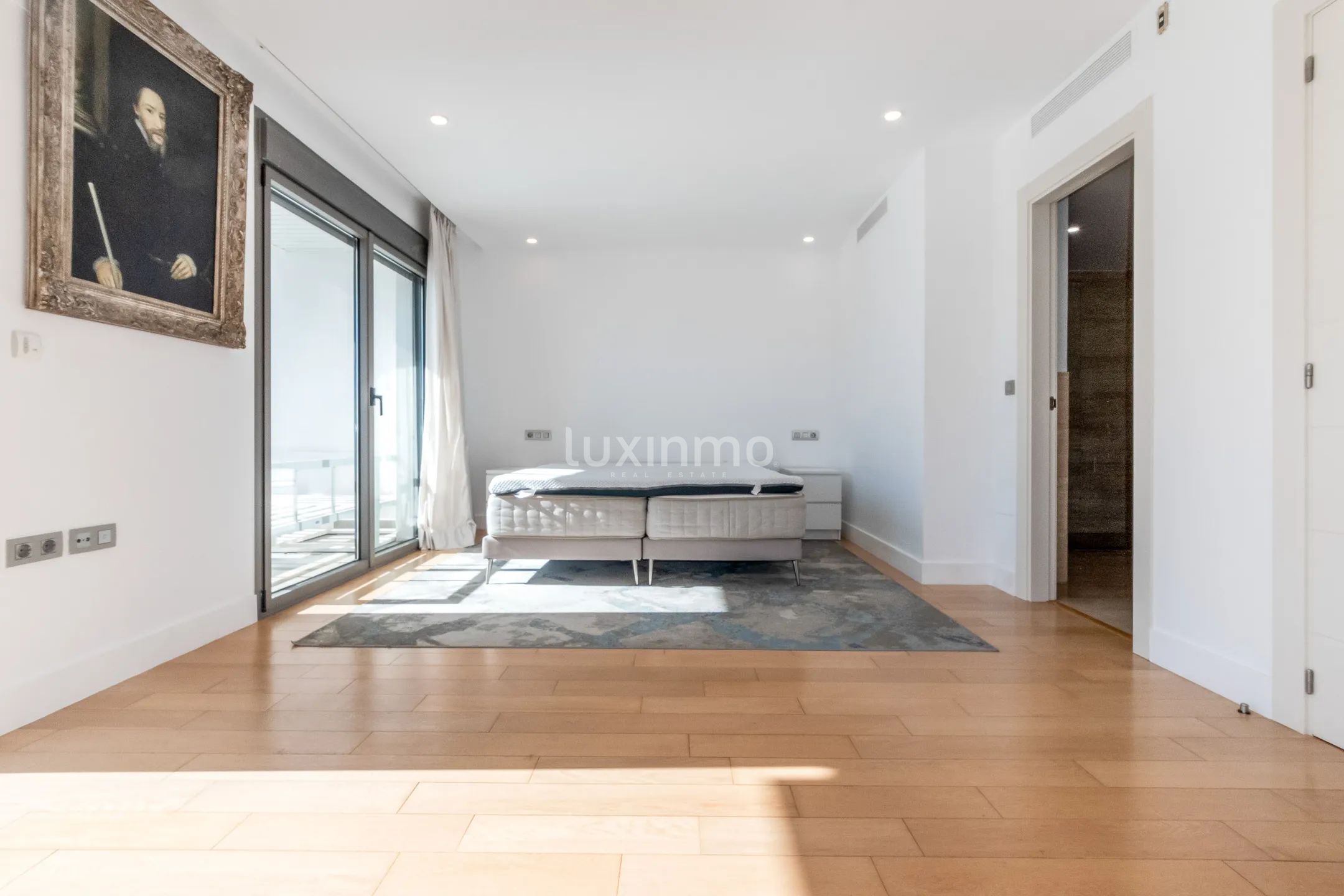 Precious penthouse with sea views for sale in Altea — photo 11
