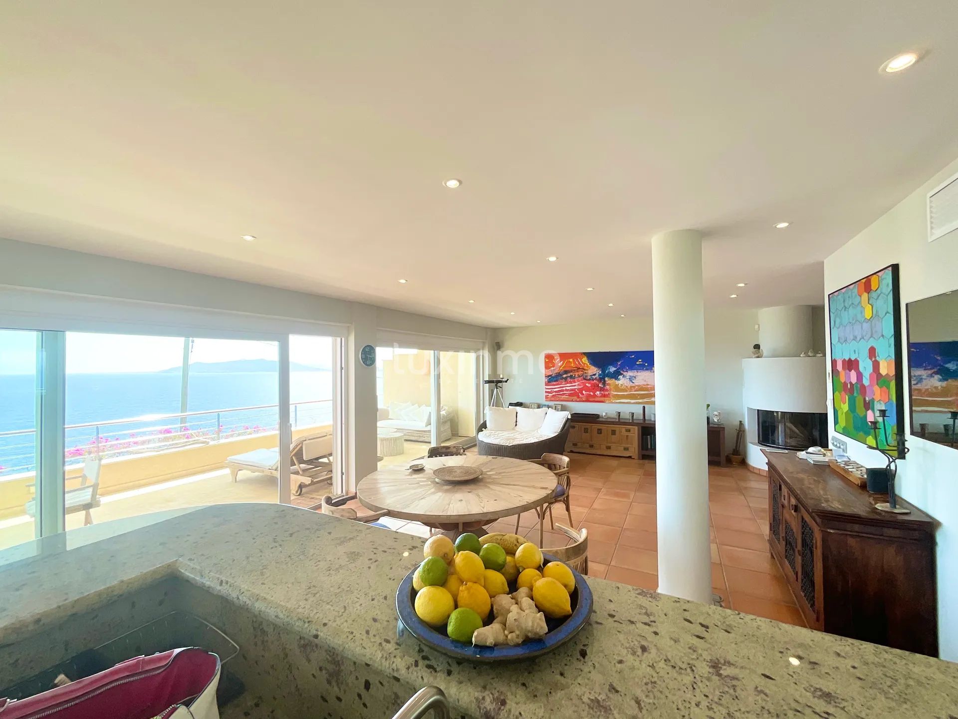 Encantador apartamento en primera línea con acceso privado al mar cerca de Dalt Vila, Ibiza — photo 26