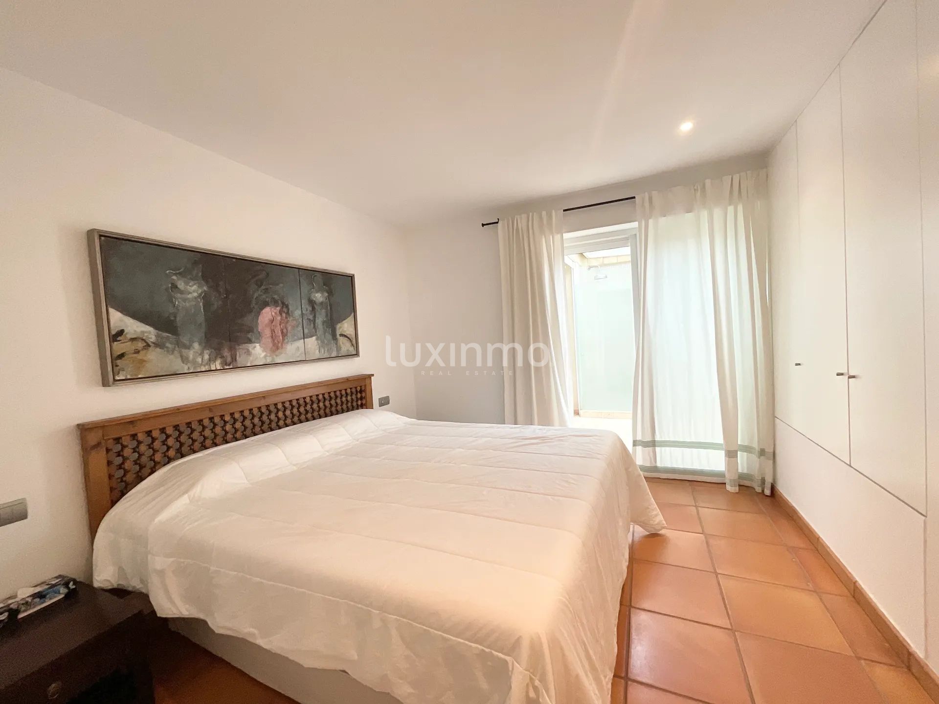 Encantador apartamento en primera línea con acceso privado al mar cerca de Dalt Vila, Ibiza — photo 32