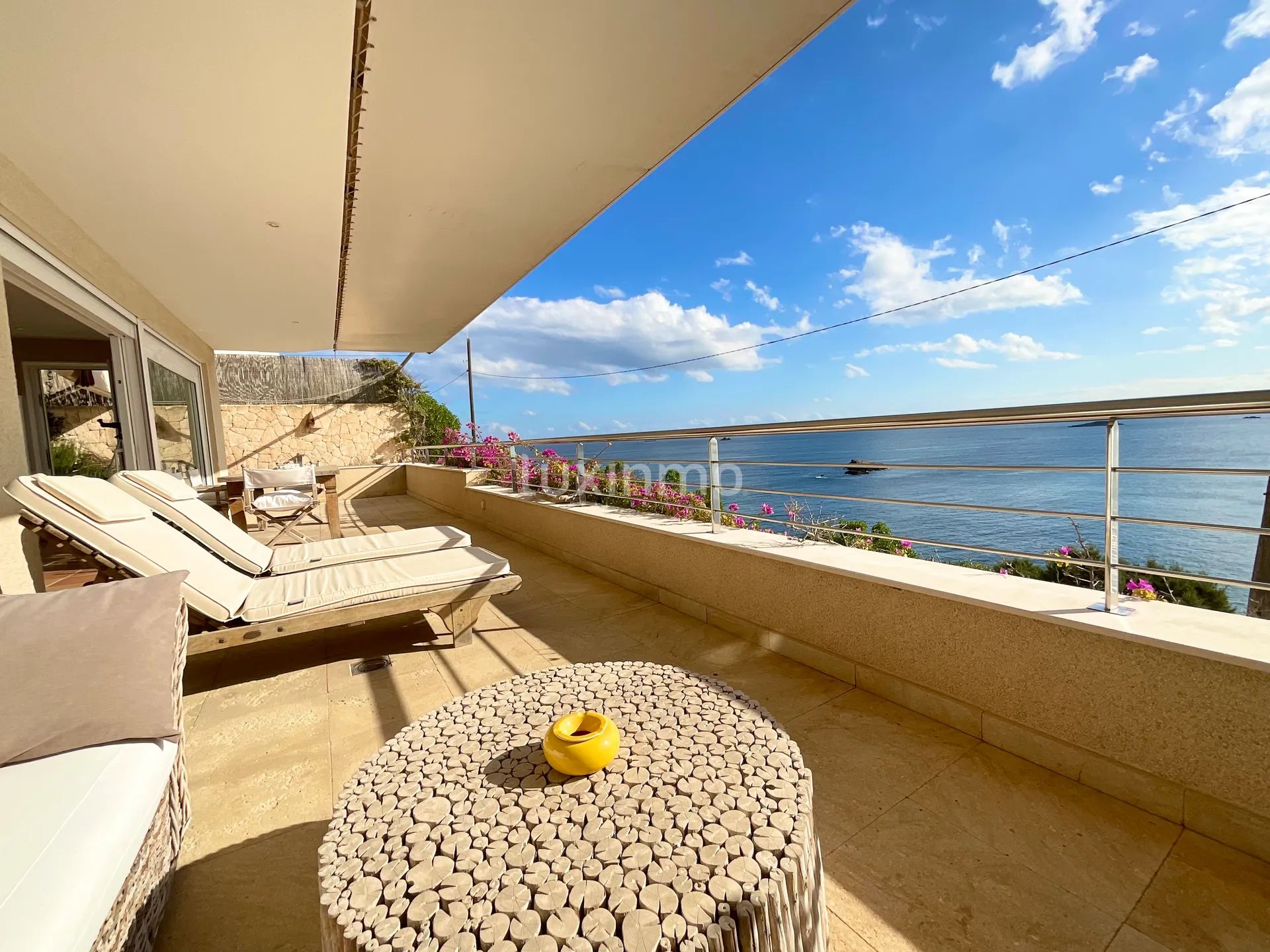 Charming Frontline Apartment with private Access to The Sea near Dalt Vila, Ibiza — photo 4