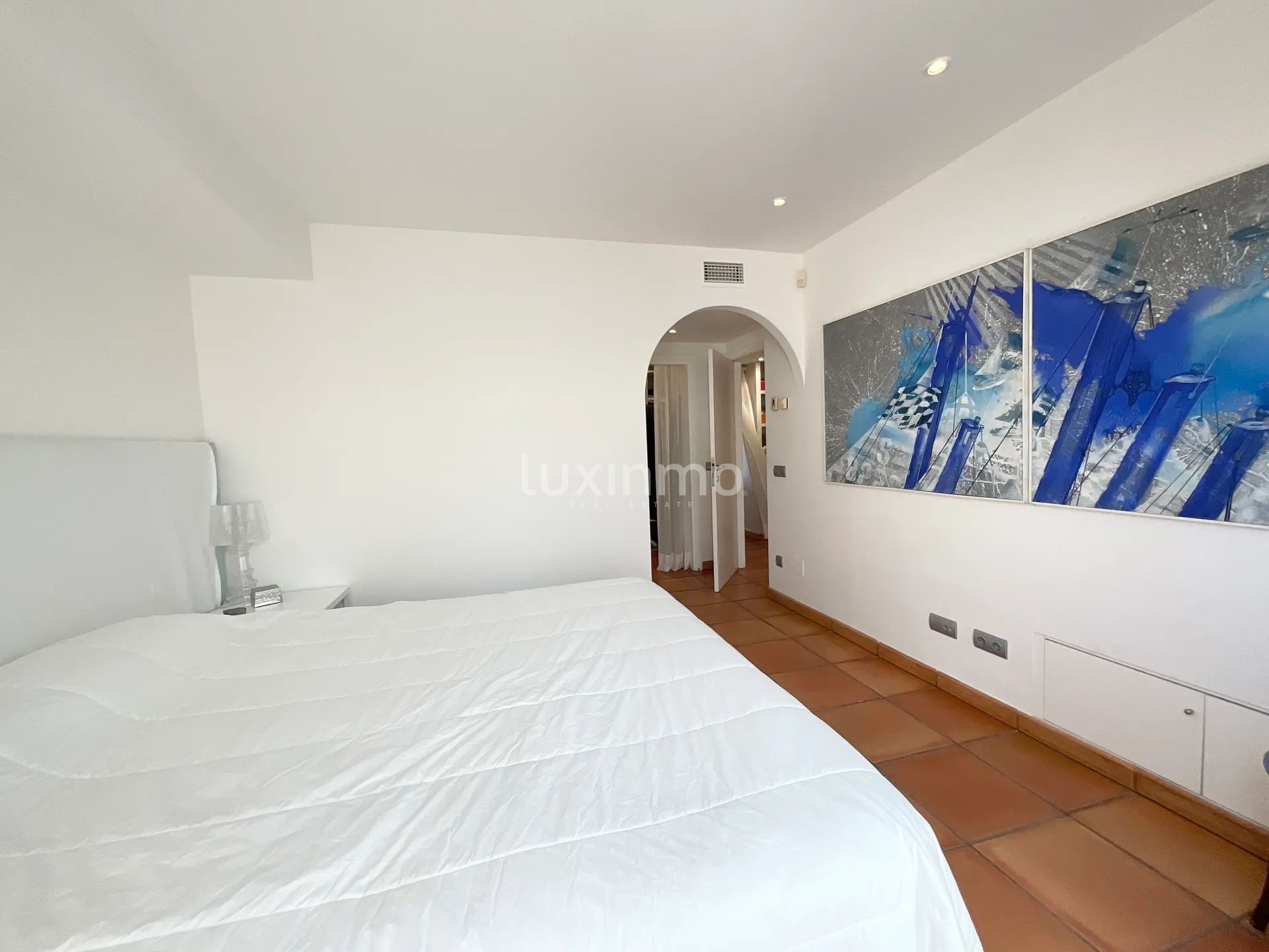 Encantador apartamento en primera línea con acceso privado al mar cerca de Dalt Vila, Ibiza — photo 29