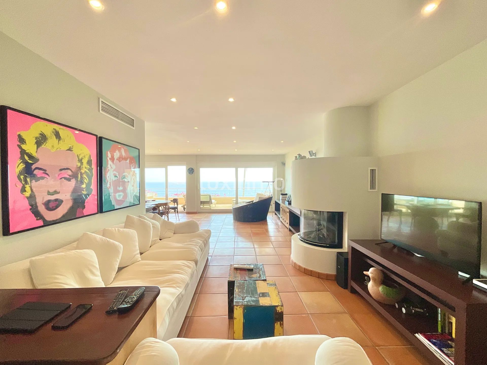 Encantador apartamento en primera línea con acceso privado al mar cerca de Dalt Vila, Ibiza — photo 16