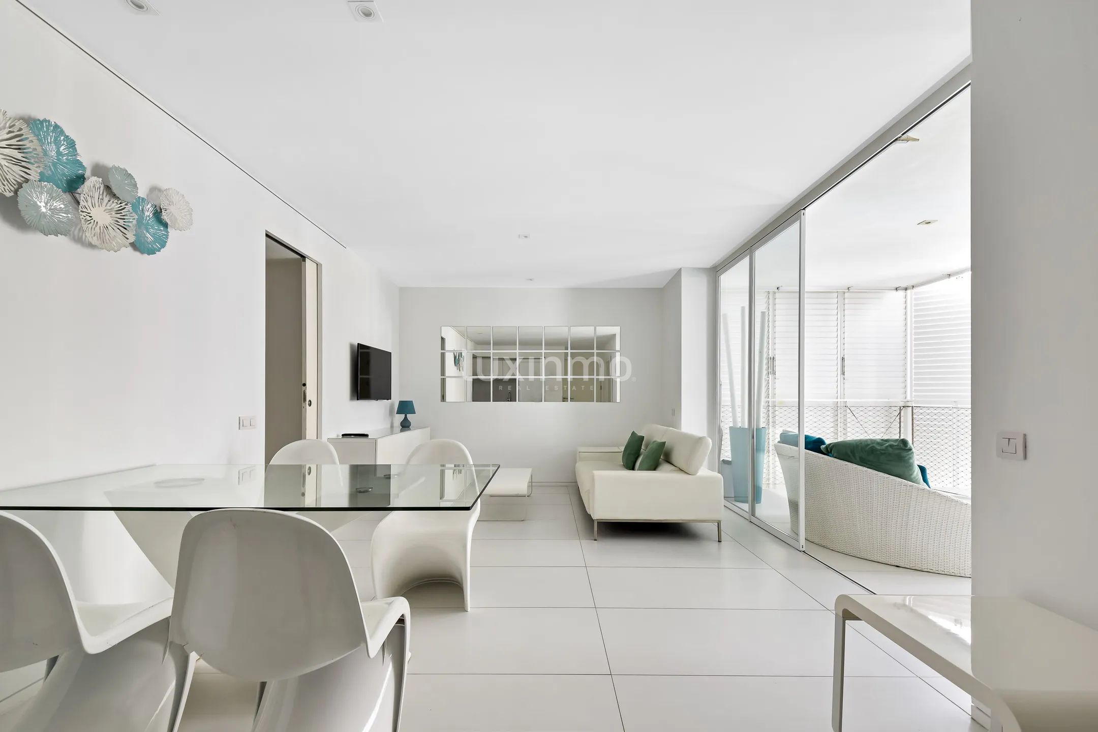 Impresionante apartamento de 2 dormitorios con terraza en Marina Botafoc-Talamanca, Ibiza — photo 6