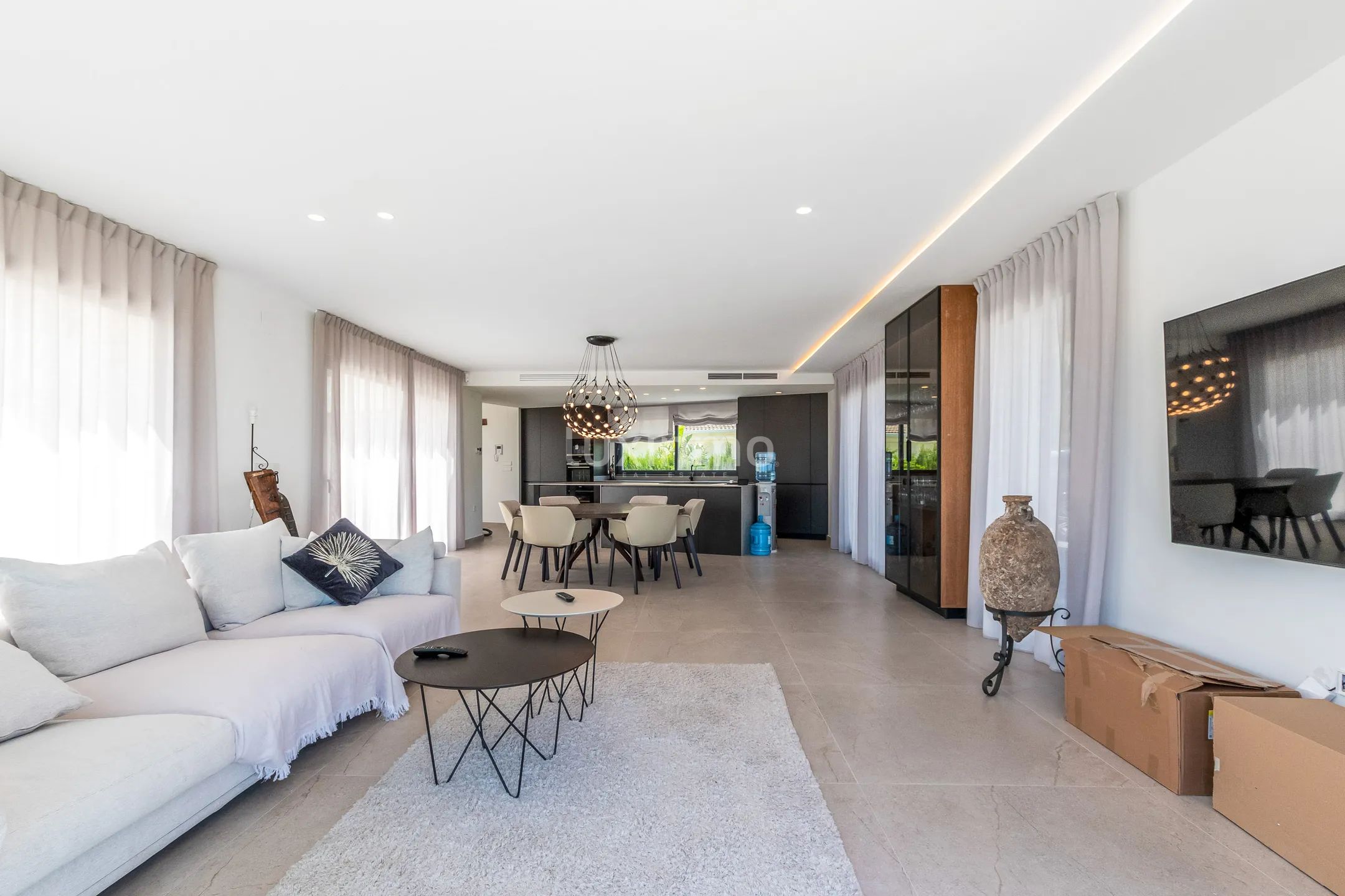 Luxury house with stunning views in El Montgó, Dénia — photo 6