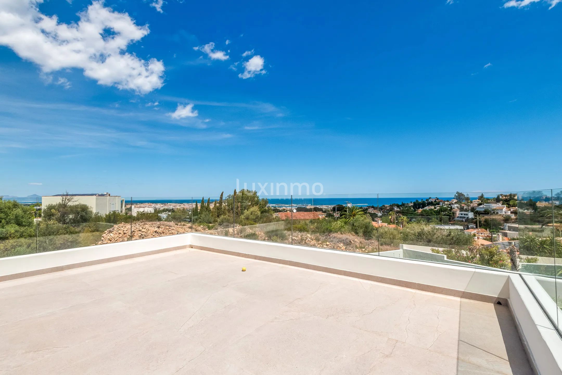 Luxury house with stunning views in El Montgó, Dénia — photo 17
