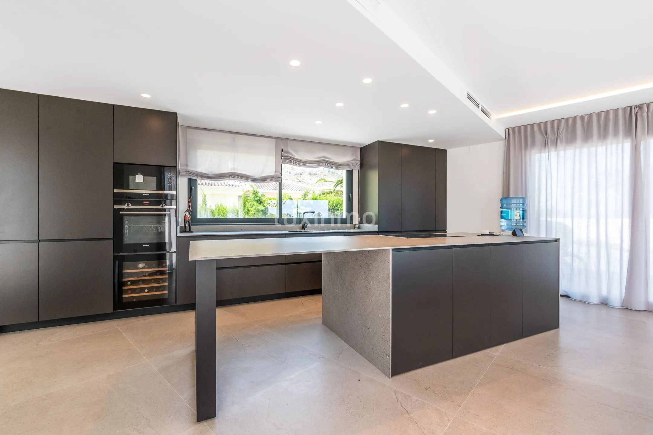 Luxury house with stunning views in El Montgó, Dénia — photo 5