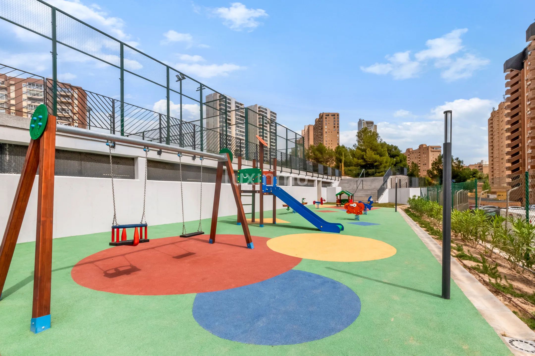 Nice apartment with sea views for sale in Benidorm — photo 29