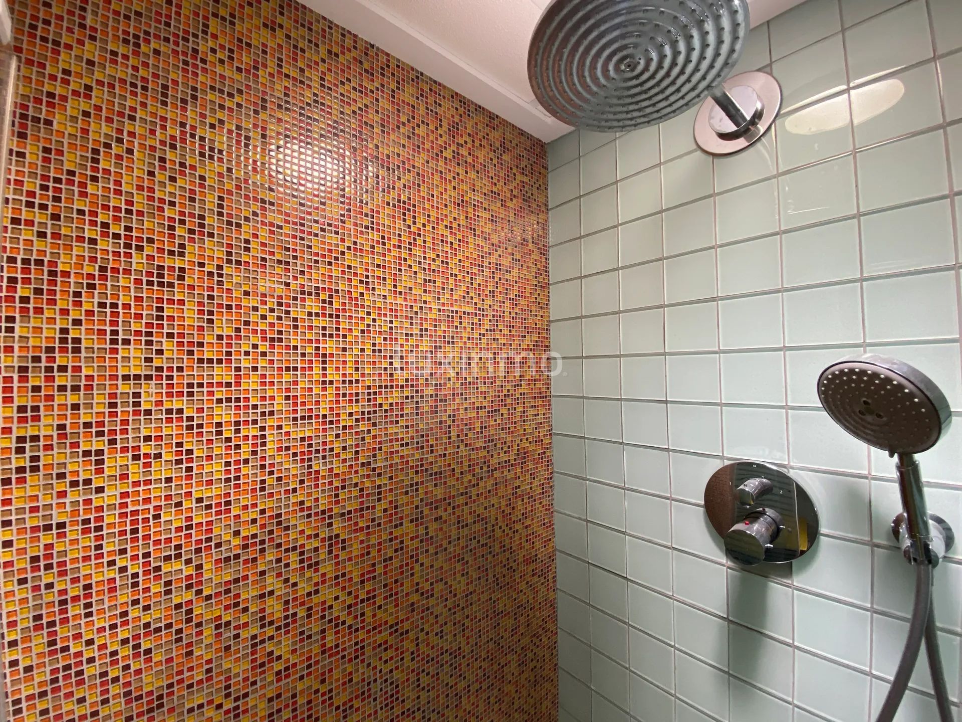 Moderna casa adosada con piscina privada en Arenales del Sol — photo 18