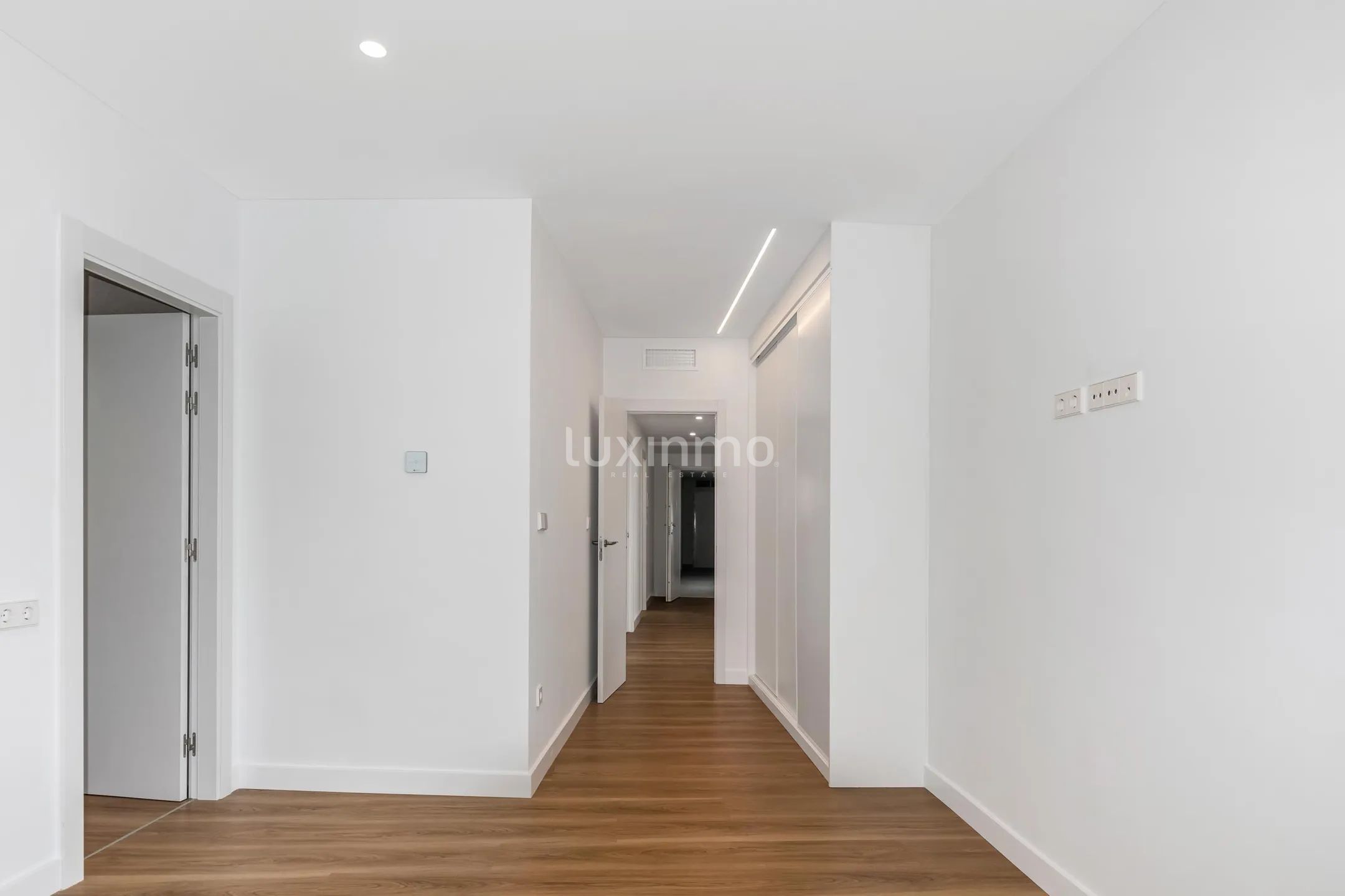 Modern 3-slaapkamer appartement in Zona Levante — photo 16