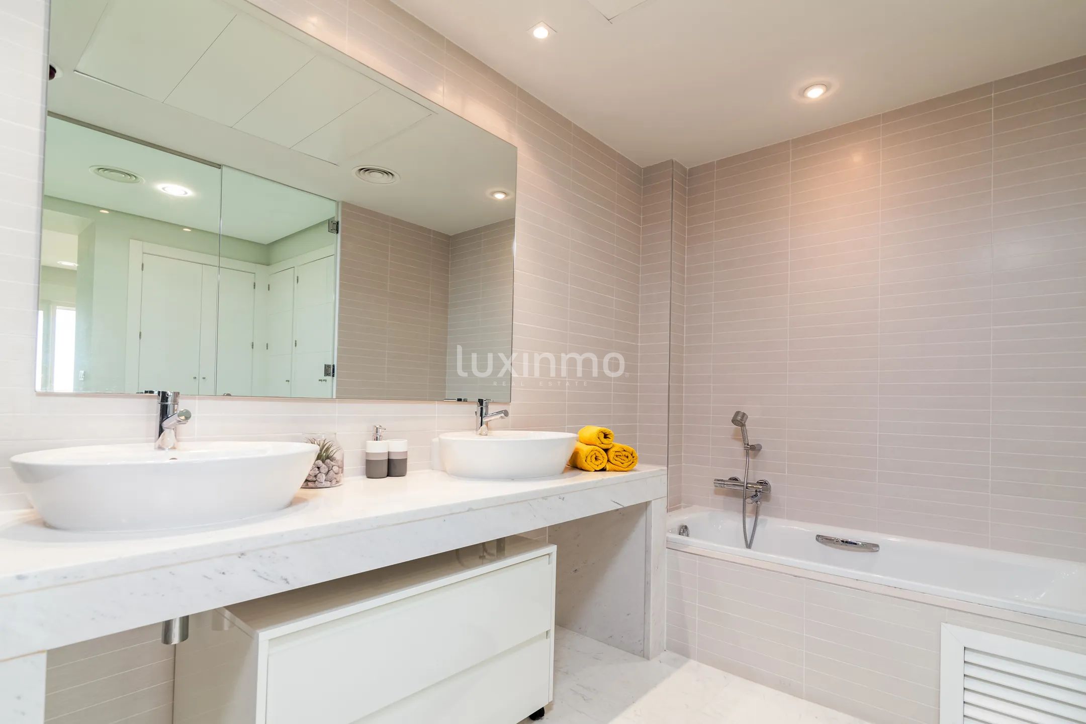 2 Bedrooms apartment with stunning views in Altea Hills — photo 14