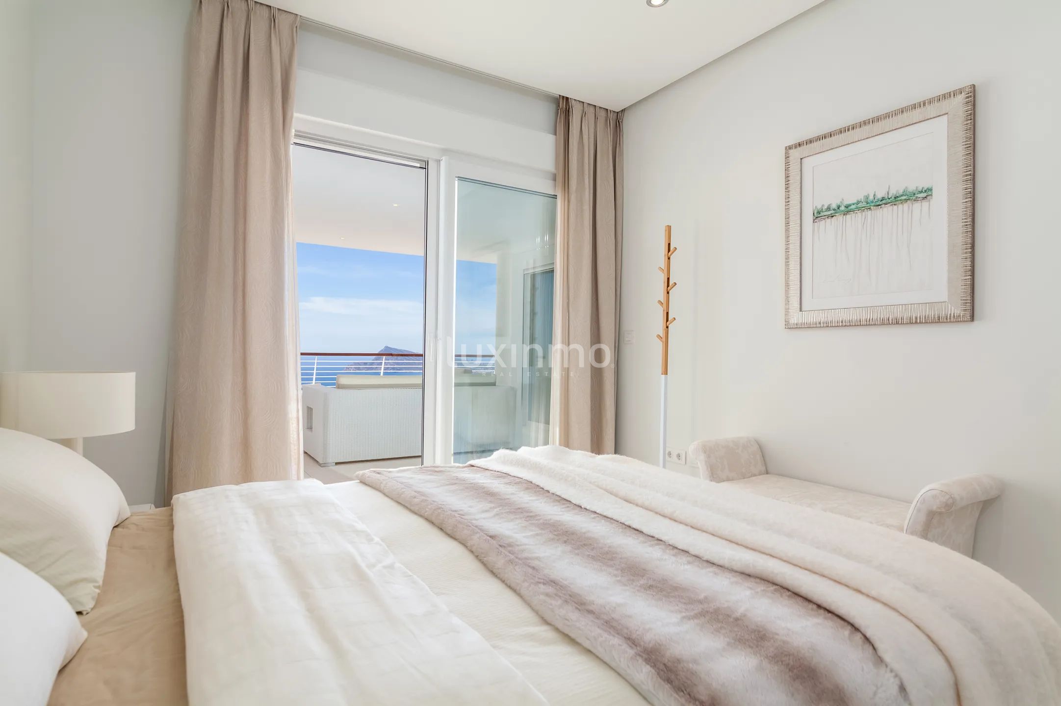 2 Bedrooms apartment with stunning views in Altea Hills — photo 11