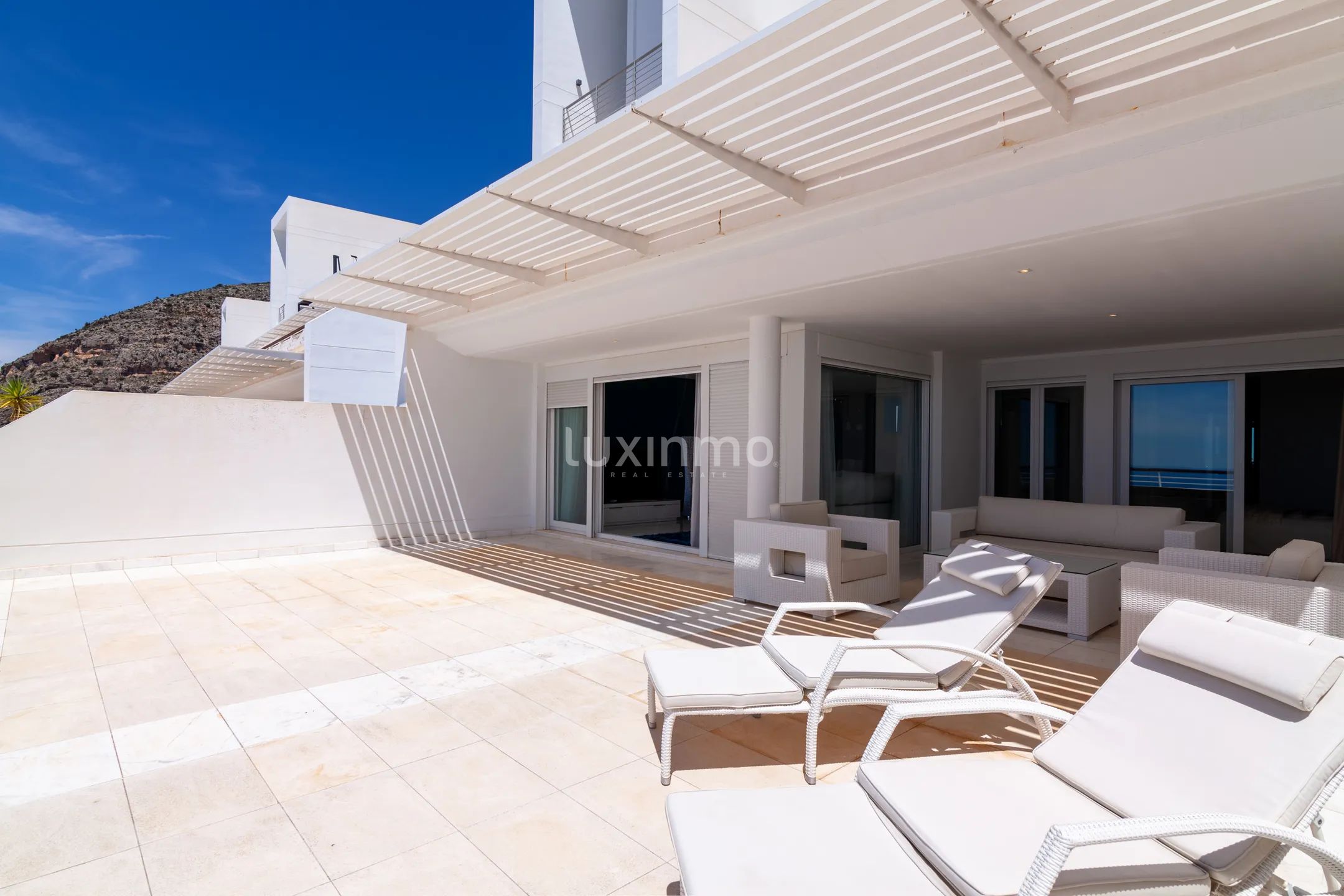 Apartament z 2 sypialniami i pięknym widokiem w Altea Hills — photo 15
