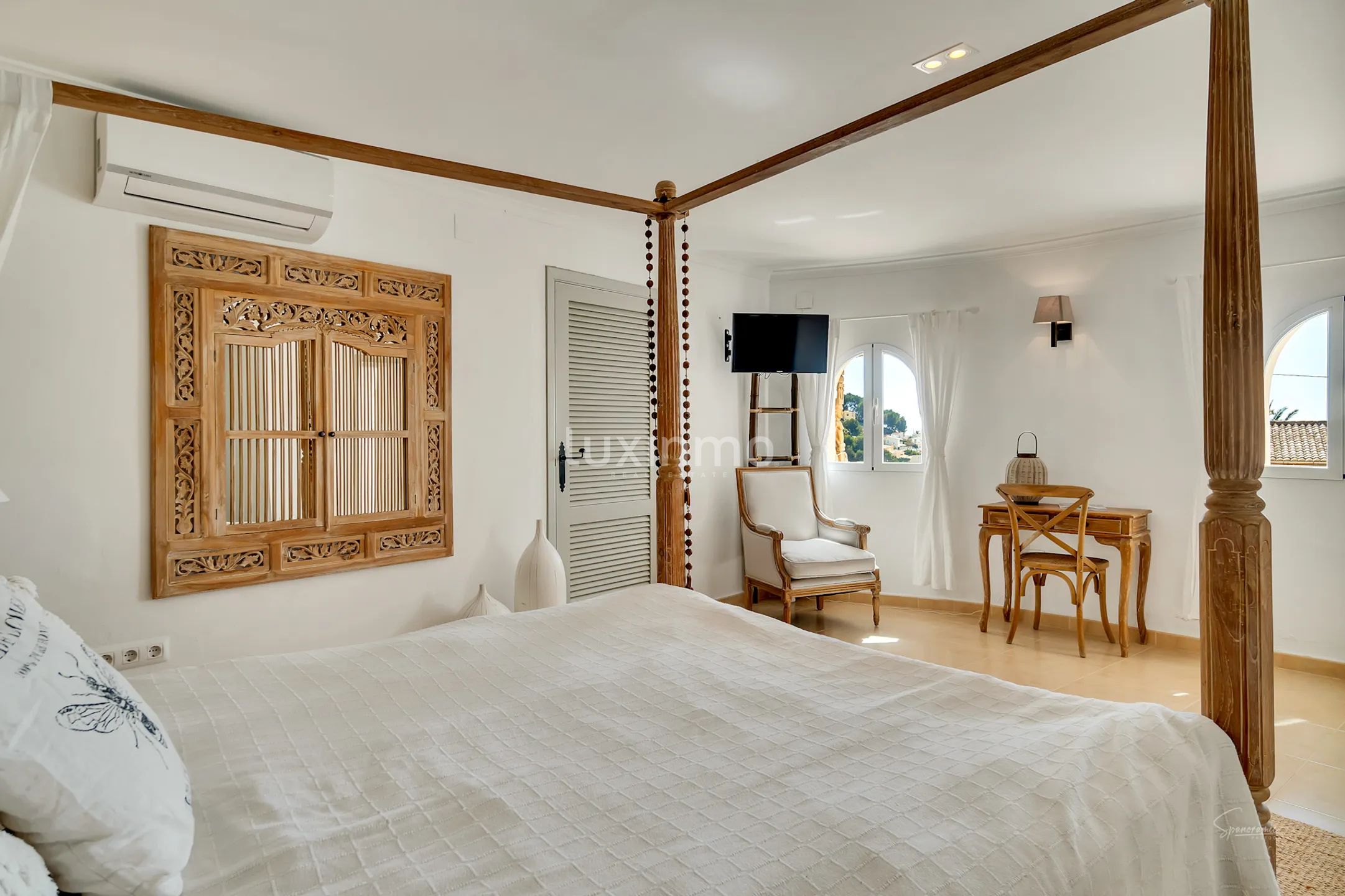 Breathtaking 4-bedroom villa with sea views in Benissa — photo 13