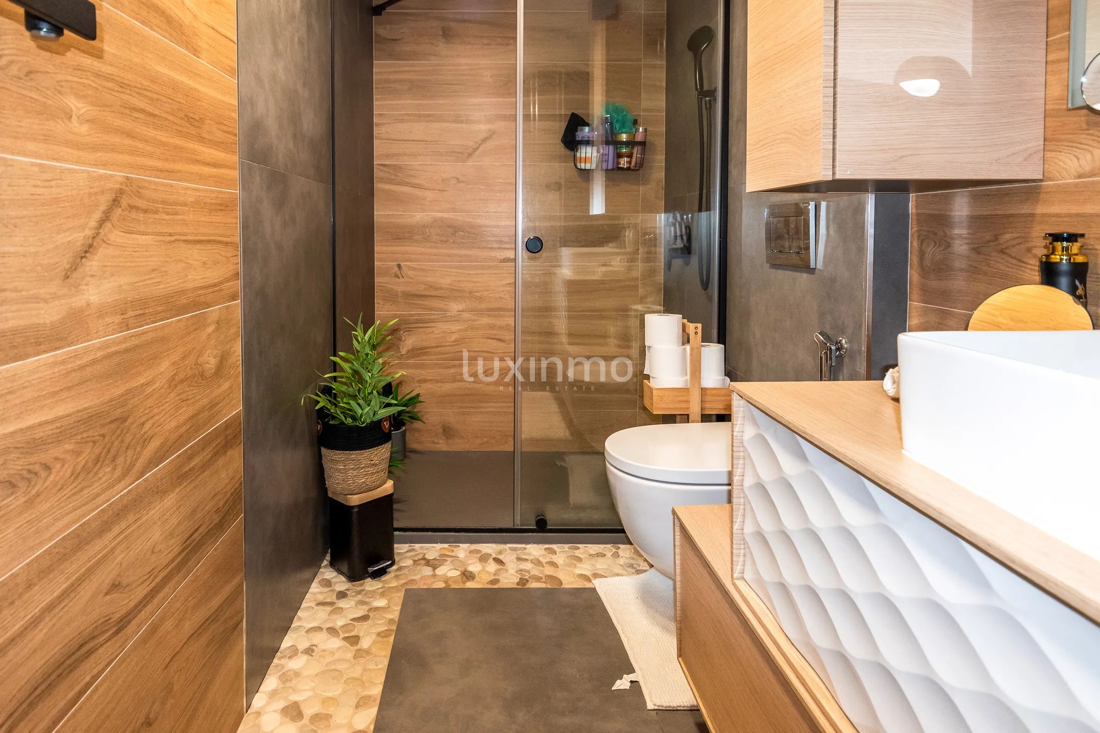 Impresionante apartamento reformado con vistas al mar en Playa Levante — photo 16