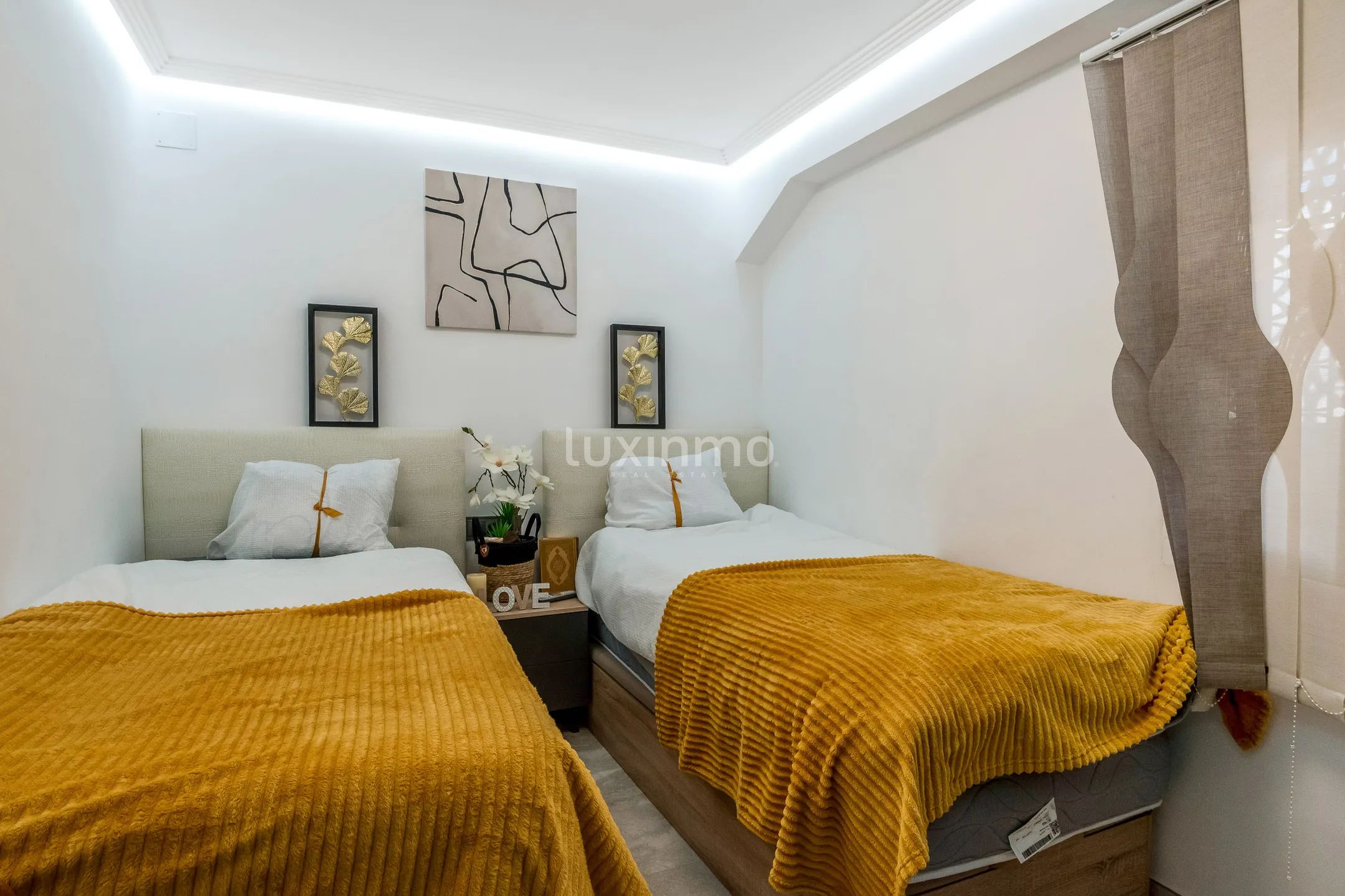 Impresionante apartamento reformado con vistas al mar en Playa Levante — photo 19