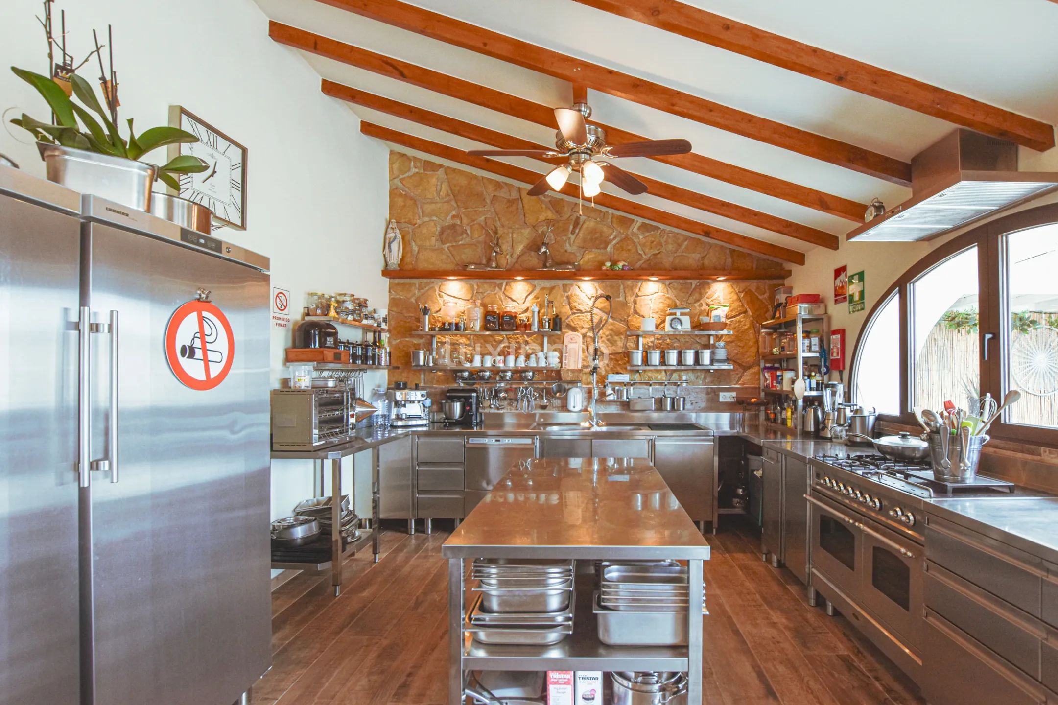 Rustic property with stunning views for sale in Pedramala — photo 12