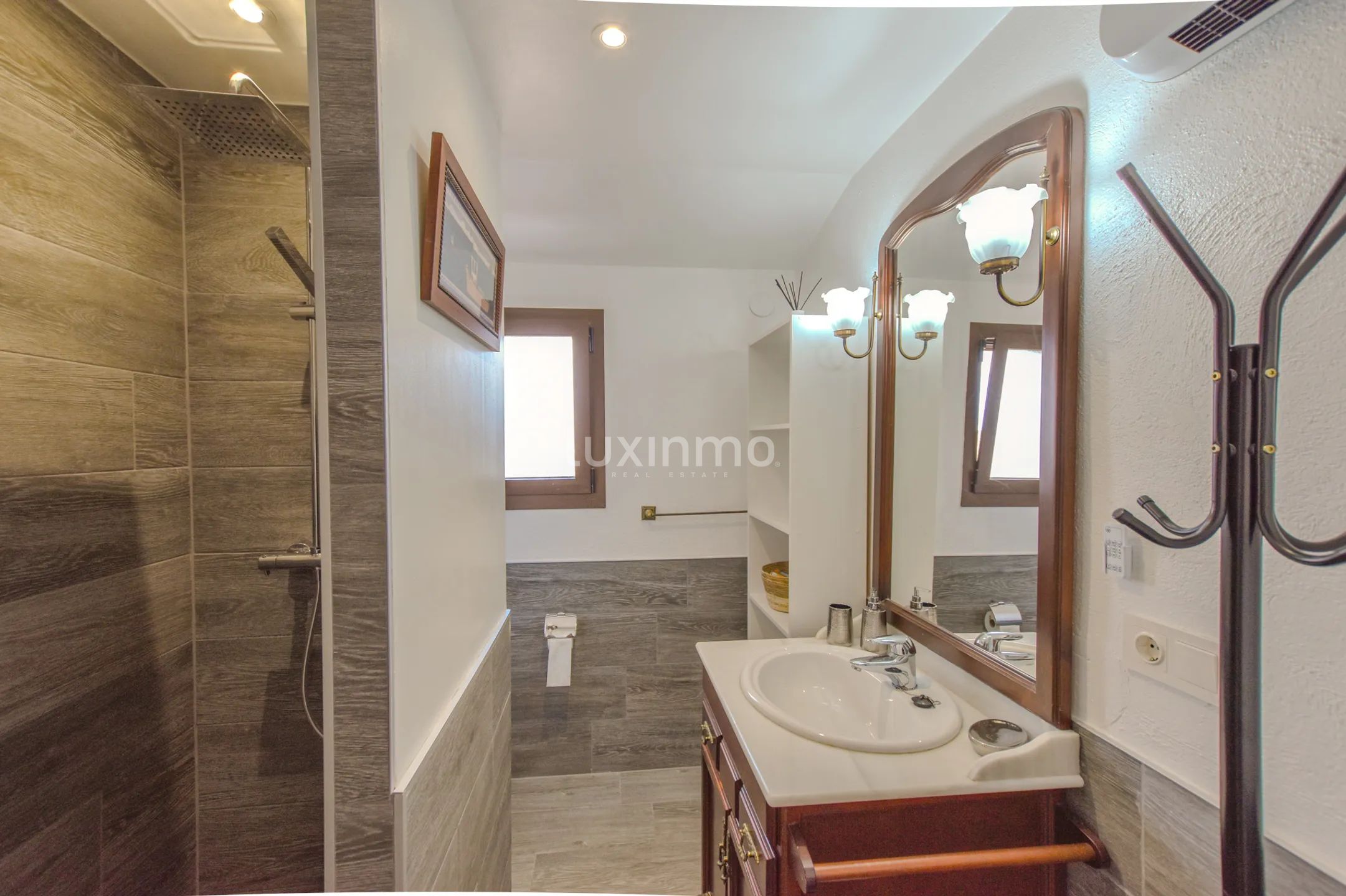 Rustic property with stunning views for sale in Pedramala — photo 47