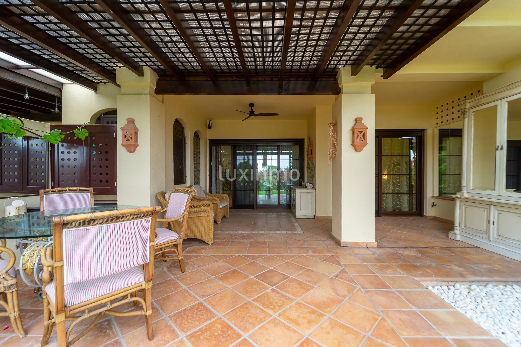 For rent modern mediterranean ground floor flat