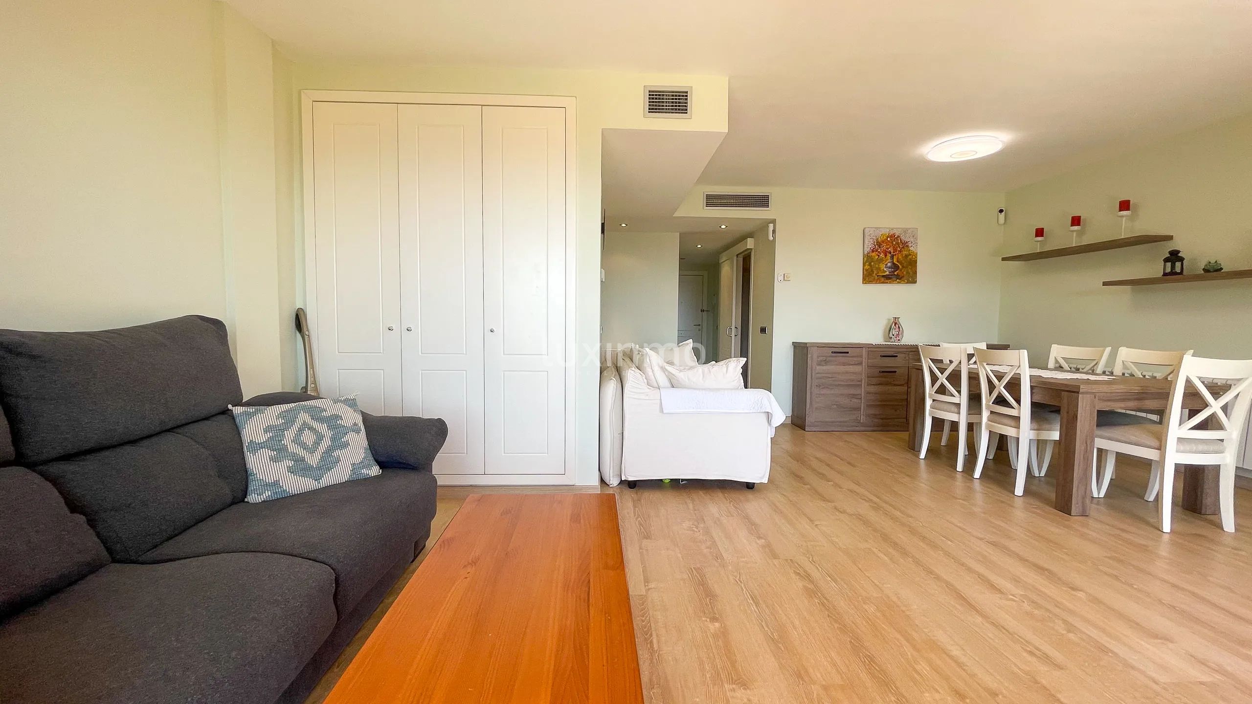 Stunning apartment with sea & mountain views in Mascarat Altea — photo 14