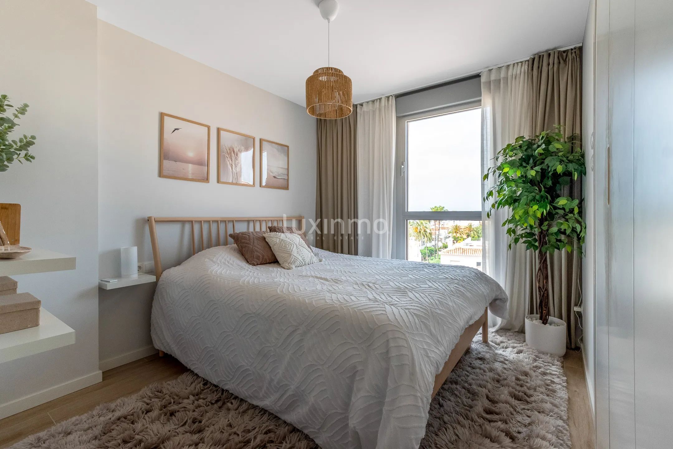 Stunning modern apartment with sea views in Dénia — photo 9